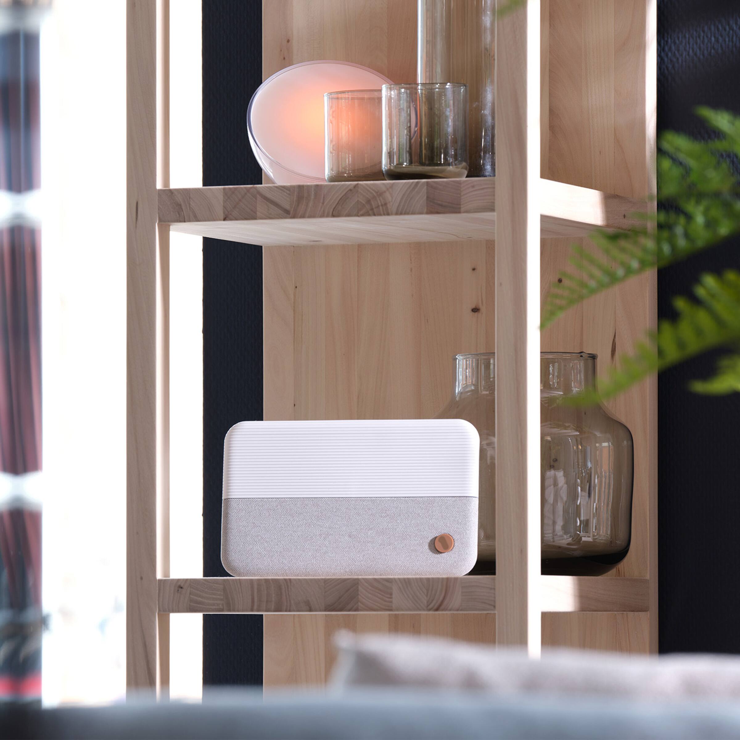 Alt View 4. One for All - Amplified indoor digital antenna - White.