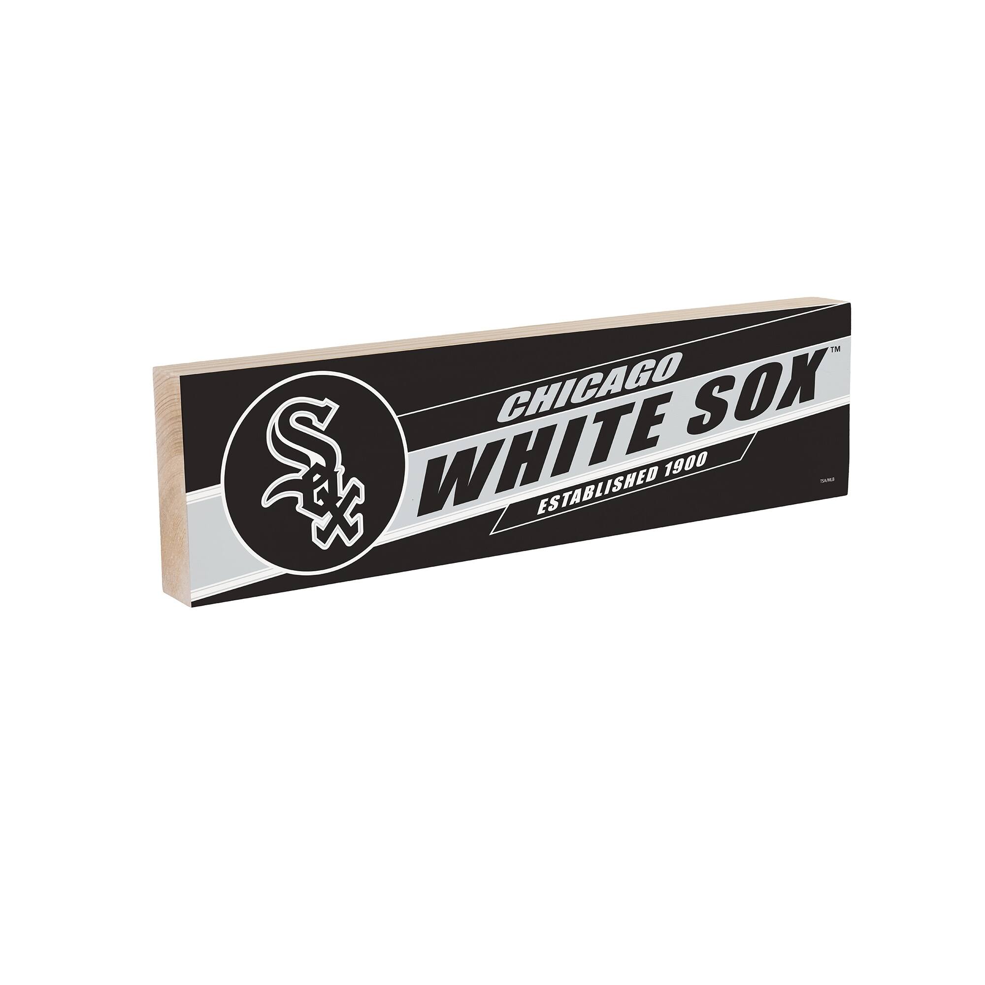 CHICAGO WHITE SOX  
ESTABLISHED 1900