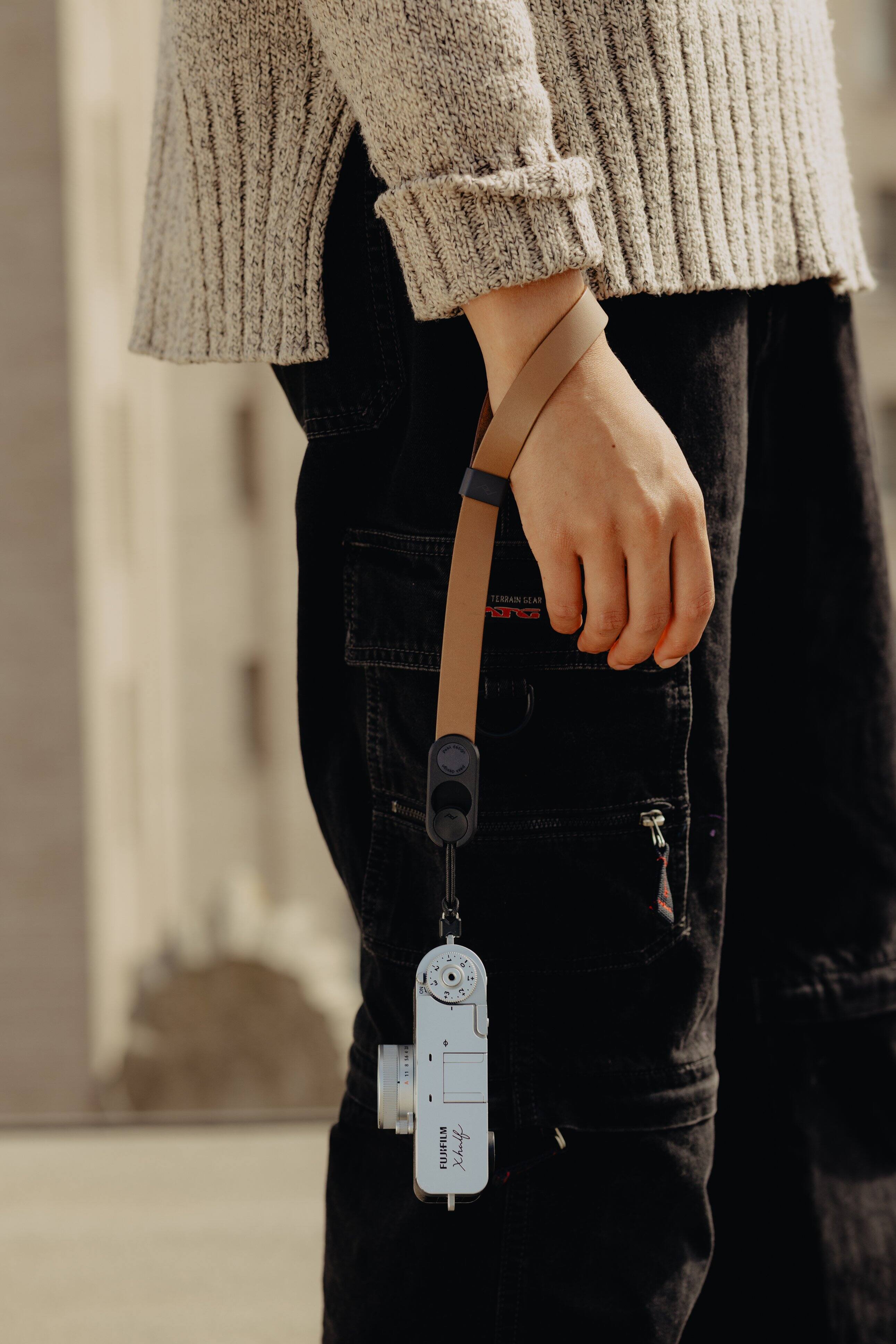 TERRAIN GEAR  
FUJIFILM X100V