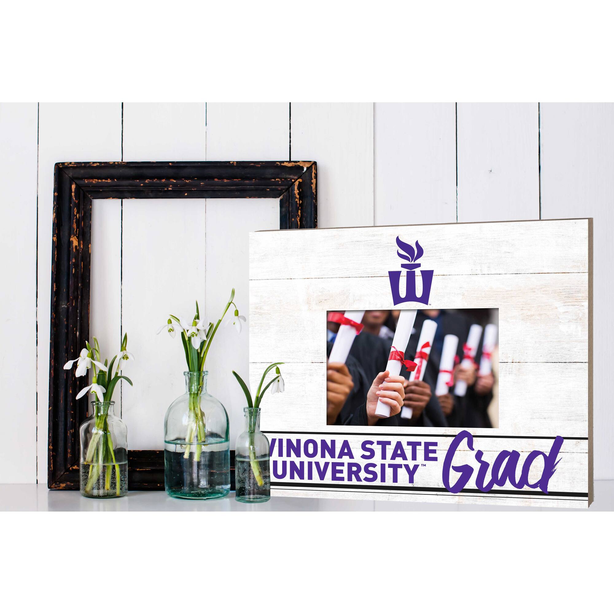 VINONA STATE UNIVERSITY Grad