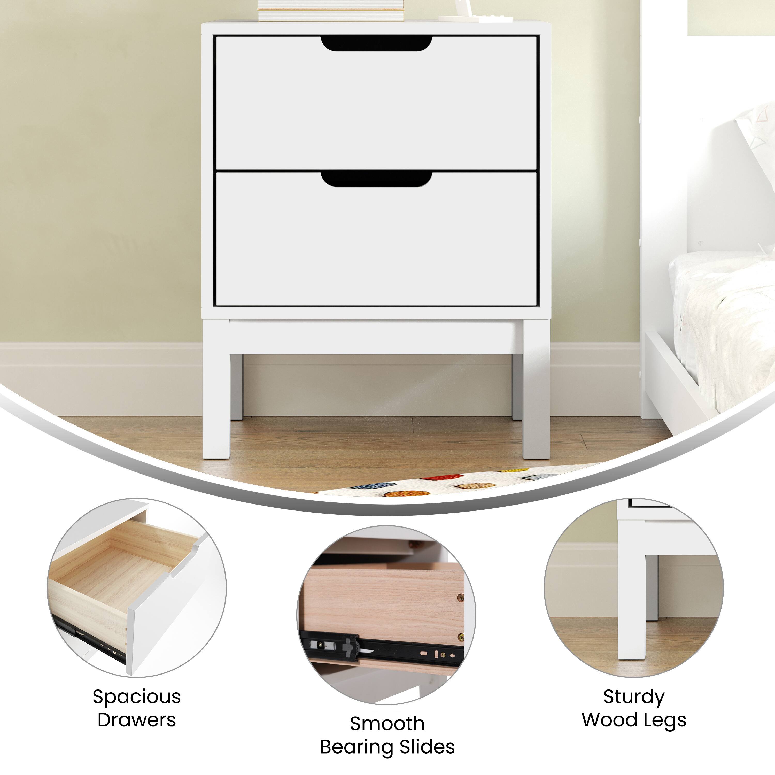 Spacious Drawers  
Smooth Bearing Slides  
Sturdy Wood Legs
