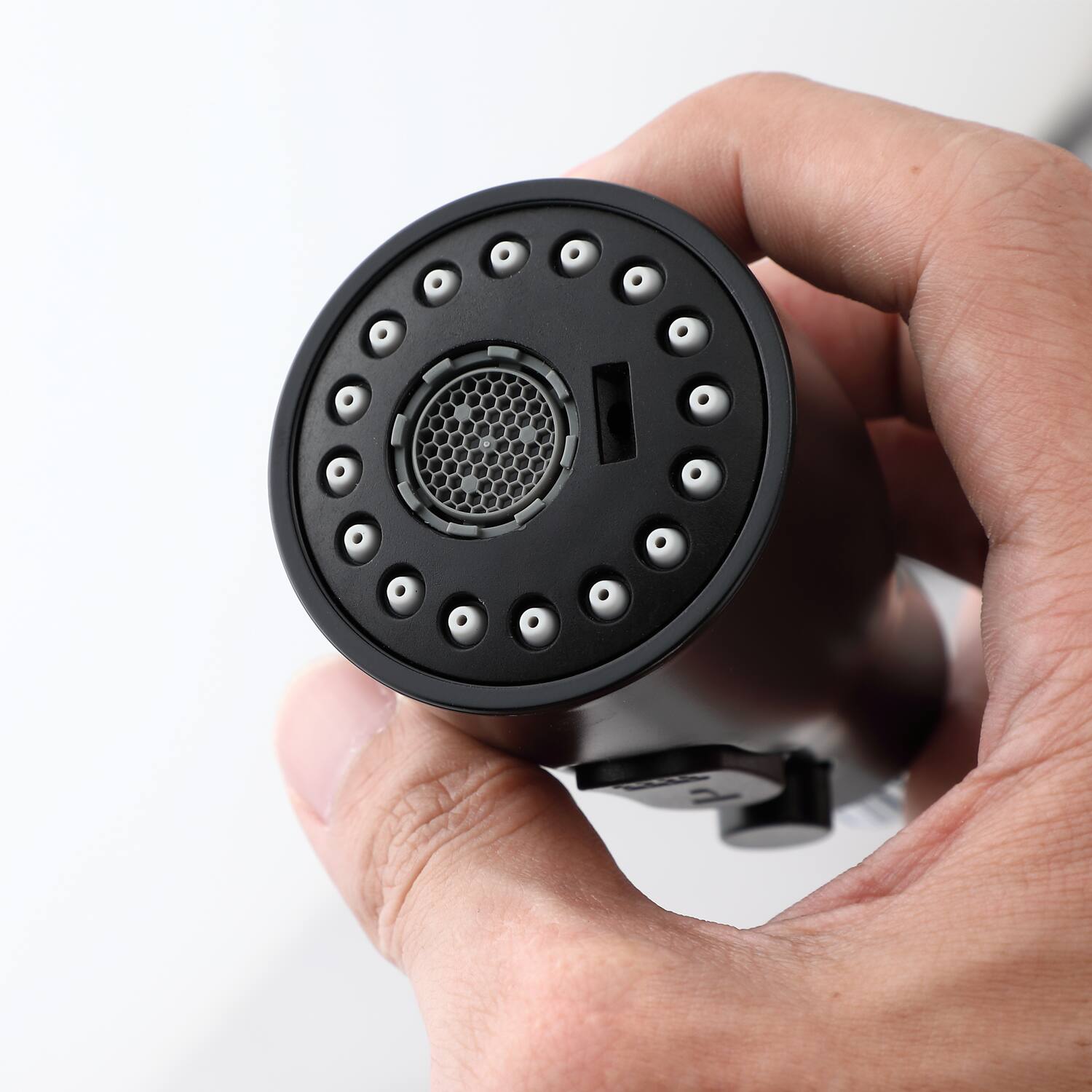 Left. APRILSOUL - Single Handle Pull Down Kitchen Sink Faucet Matte Black - Matte Black.