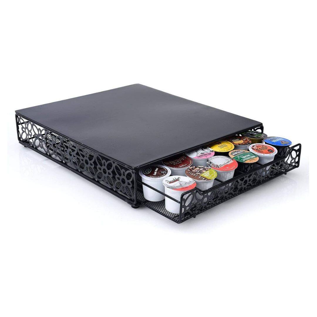 The text on the image appears to be a mix of letters and numbers, possibly from a label or packaging. Here is the corrected and grouped text:

- RATEEE WOREER 7
- G Perigart
- d Pablr
- 17EC

It seems like there might be some errors or misinterpretations in the text, but this is the best grouping based on the provided image.