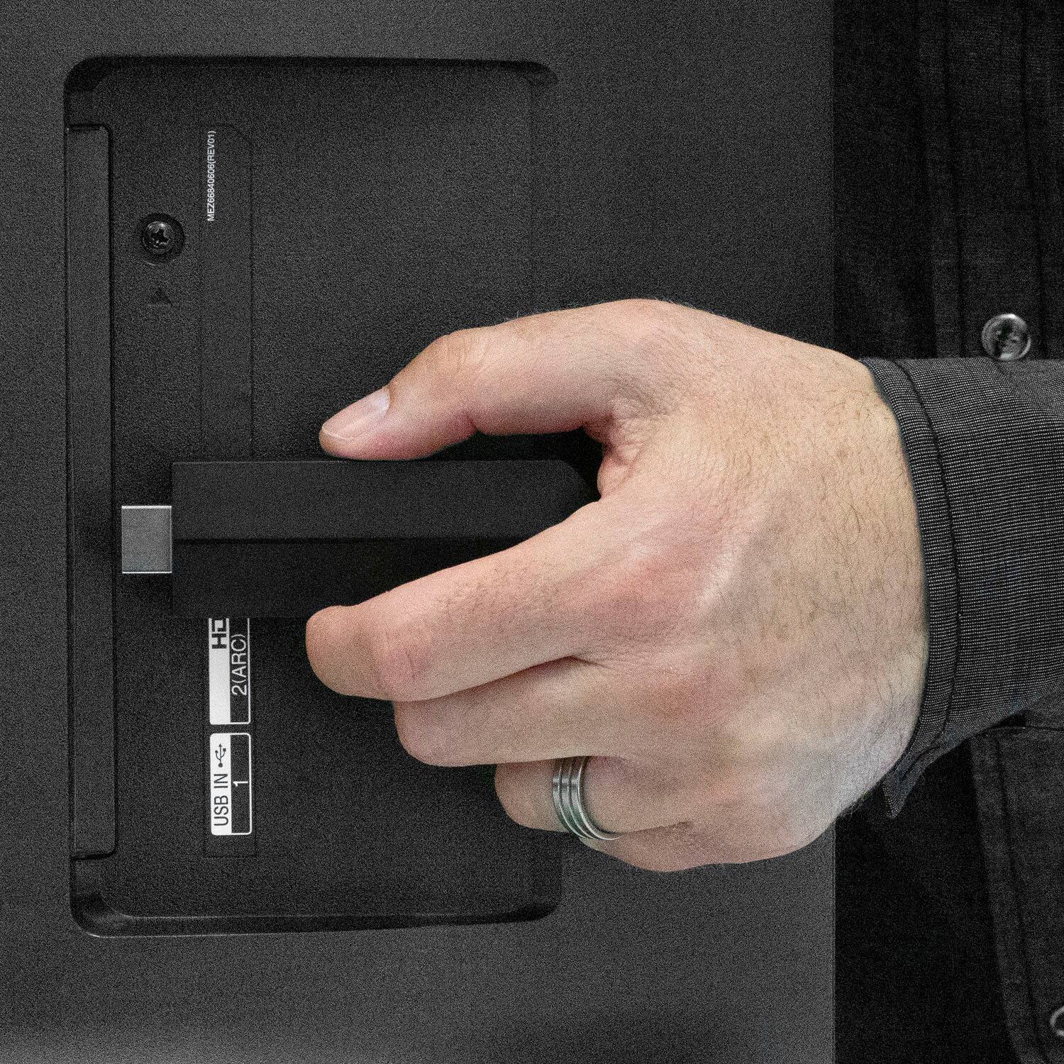 The text on the image is: "MEZ96840606(MEVO1) H2 2(ARC IN USB)."