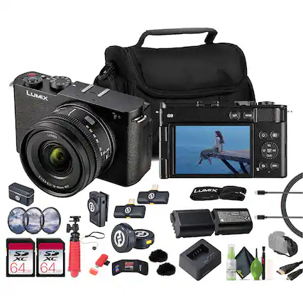 CSO LUMIX C LUMIX S BI 20 I I 5 AP. I S9 LUFT AFON C 8 1 : B U & 1.4. 63 18 40mm SAZ 3 " M SP SP XC XC 64G G8 64 GU ! B MLTOM i LUMIX LiMOR - O.. CE