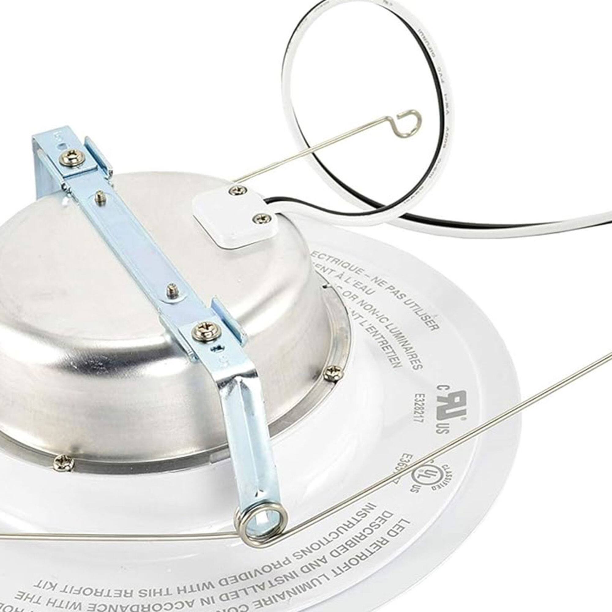 Sure, here is the corrected and grouped text from the image:

---

**ELECTRIQUE - NE PAS UTILISER ENTRETIEN LUMINAIRES C E328217 US**

**INSTRUCTIONS LED PROVIDED AND RETROFIT KIT RETROFIT THIS WITH ALL LED LUMINAIRE IN ACCORDANCE WITH PROVIDED INSTRUCTIONS**

**DO NOT USE ELECTRIC - DO NOT USE FOR MAINTENANCE LUMINAIRES C E328217 US**

**THIS RETROFIT KIT CAN BE INSTALLED IN ALL LED LUMINAIRES WITH PROVIDED INSTRUCTIONS**

---

This text appears to be instructions for retrofitting LED luminaires, with a warning not to use electric.