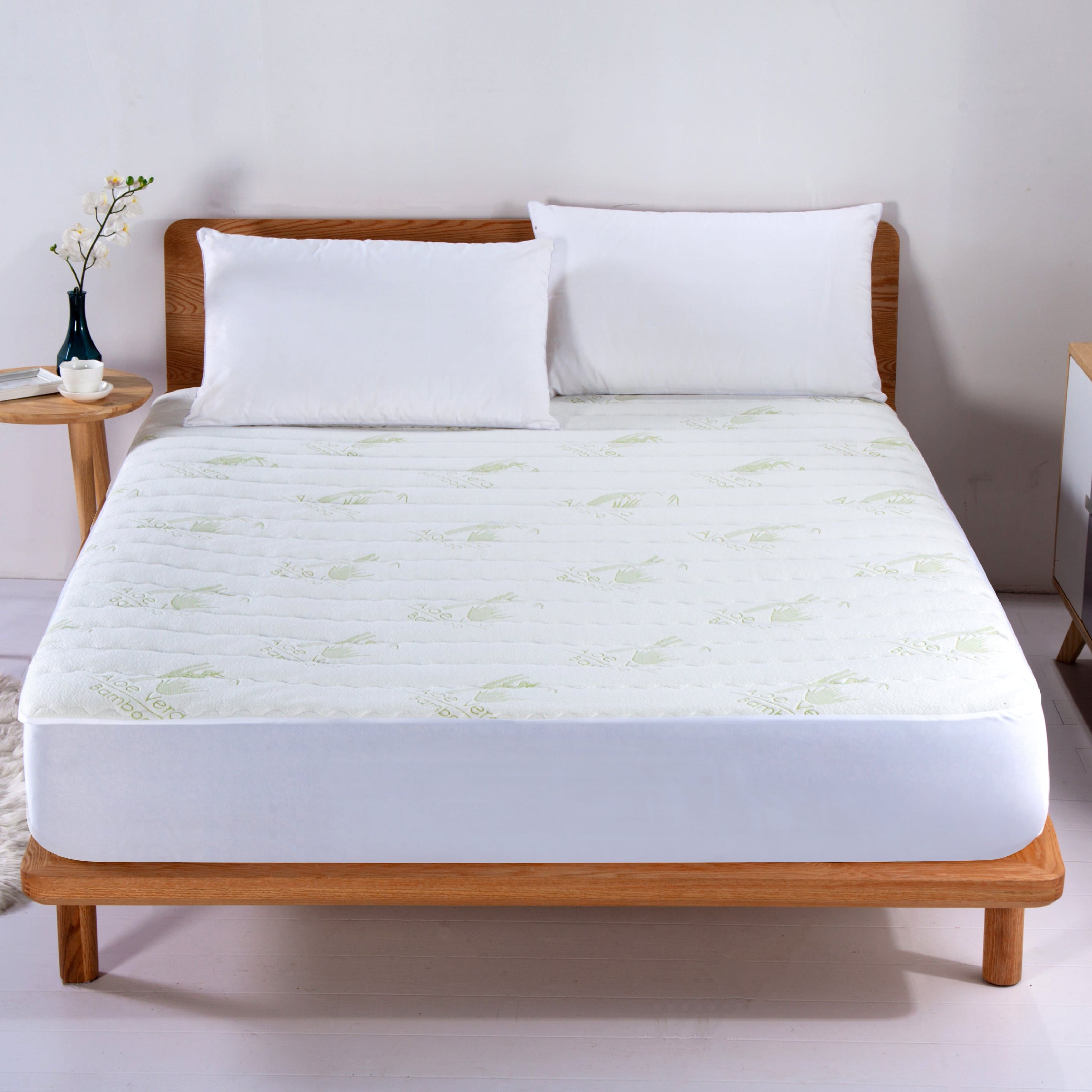 Aloe Vera - Bamboo Hypoallergenic Mattress Pad - White price history on PriceWatchPro