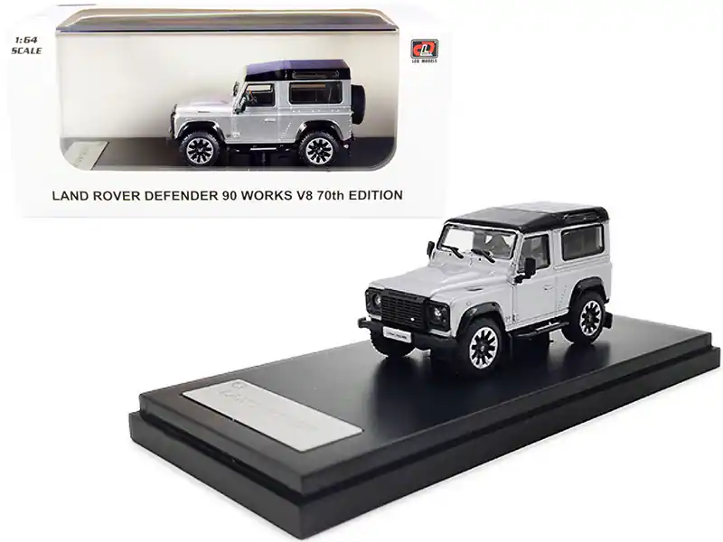 1:64 SCALE  
LAND ROVER DEFENDER 90 WORKS V8 70th EDITION