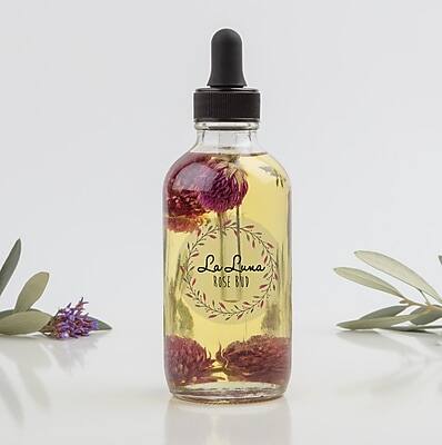 La Luna  
Rose Body Oil