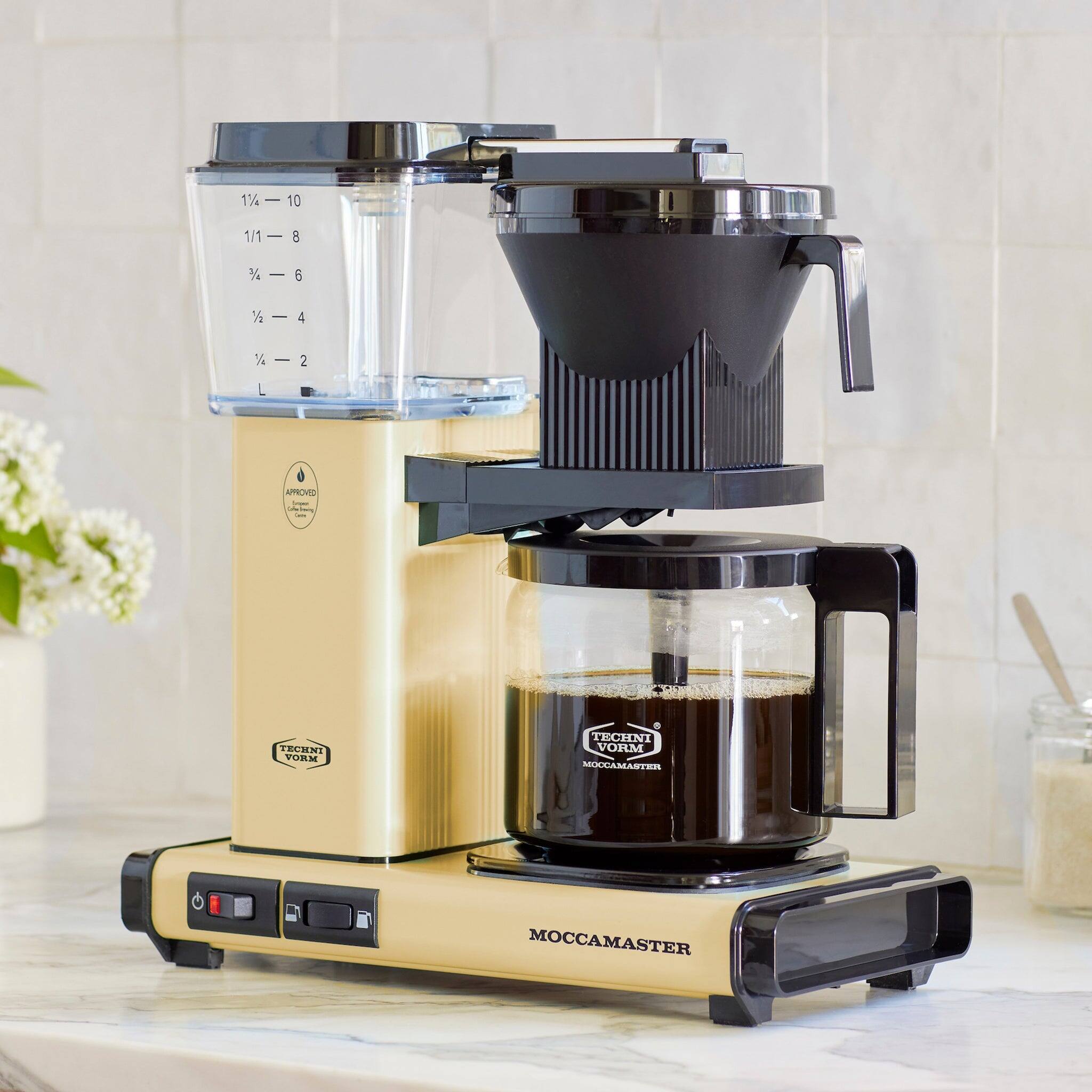 1/4 - 10  
1/1 - 8  
3/4 - 6  
1/2 - 4  
1/4 - 2  
L

APPROVED  
TECHNI  
VORM

TECHNI  
VORM  
MOCCAMASTER

MOCCAMASTER