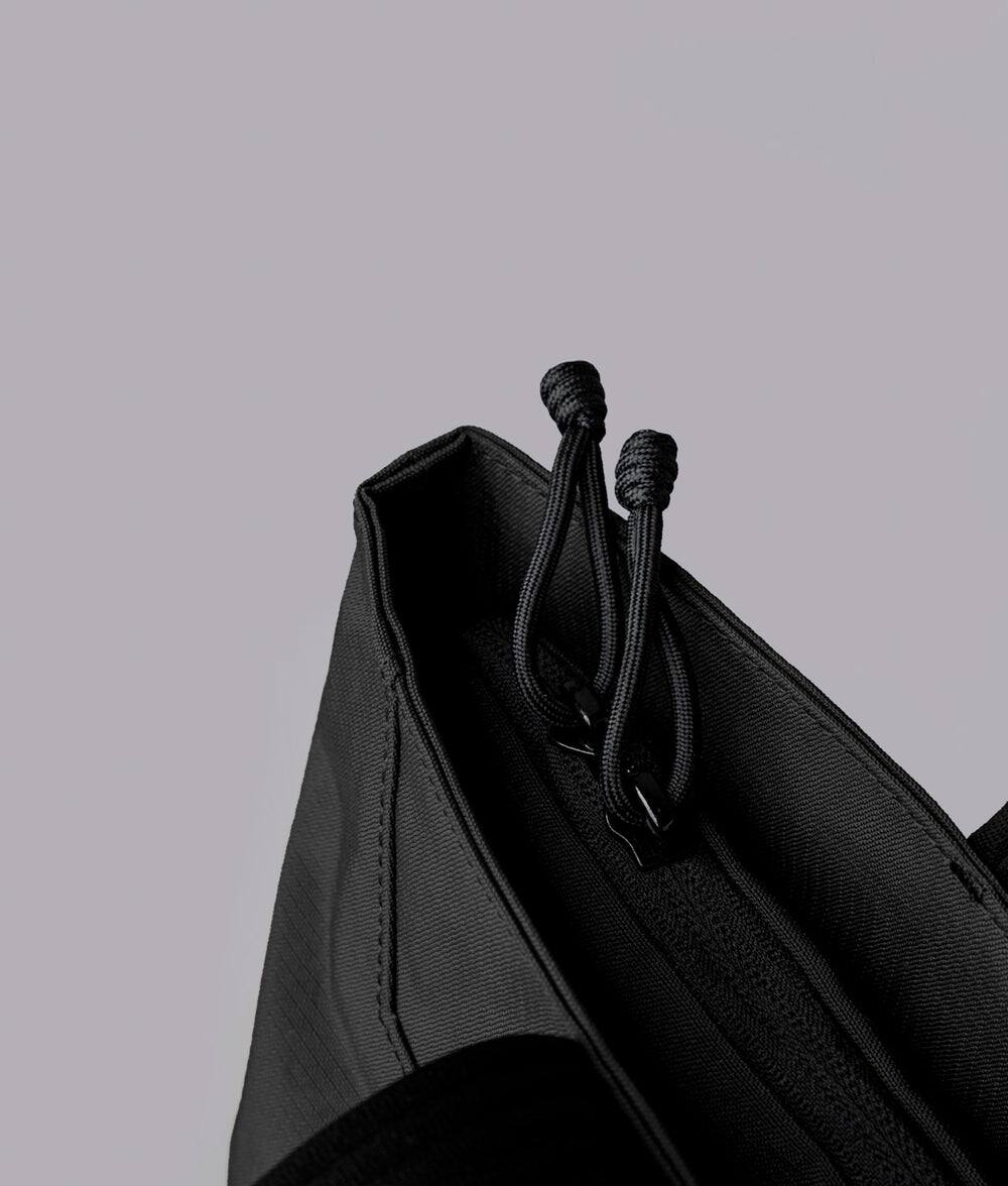 ALPAKA Flight Tote (M) Laptop Tote Bag for Work, Tote Bag Fits 14