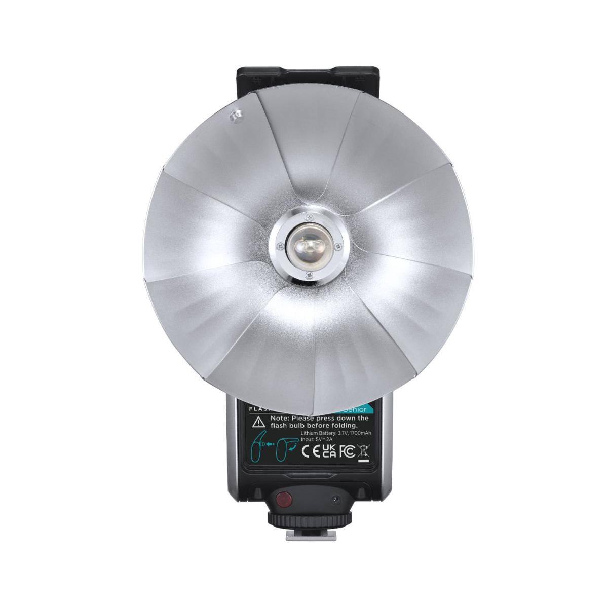 FLA Senior Note: Please press down the flash bulb before folding.  
Lithium Battery: 3.7V 1700mAh  
Input: 5V=2A  
UK CE FC