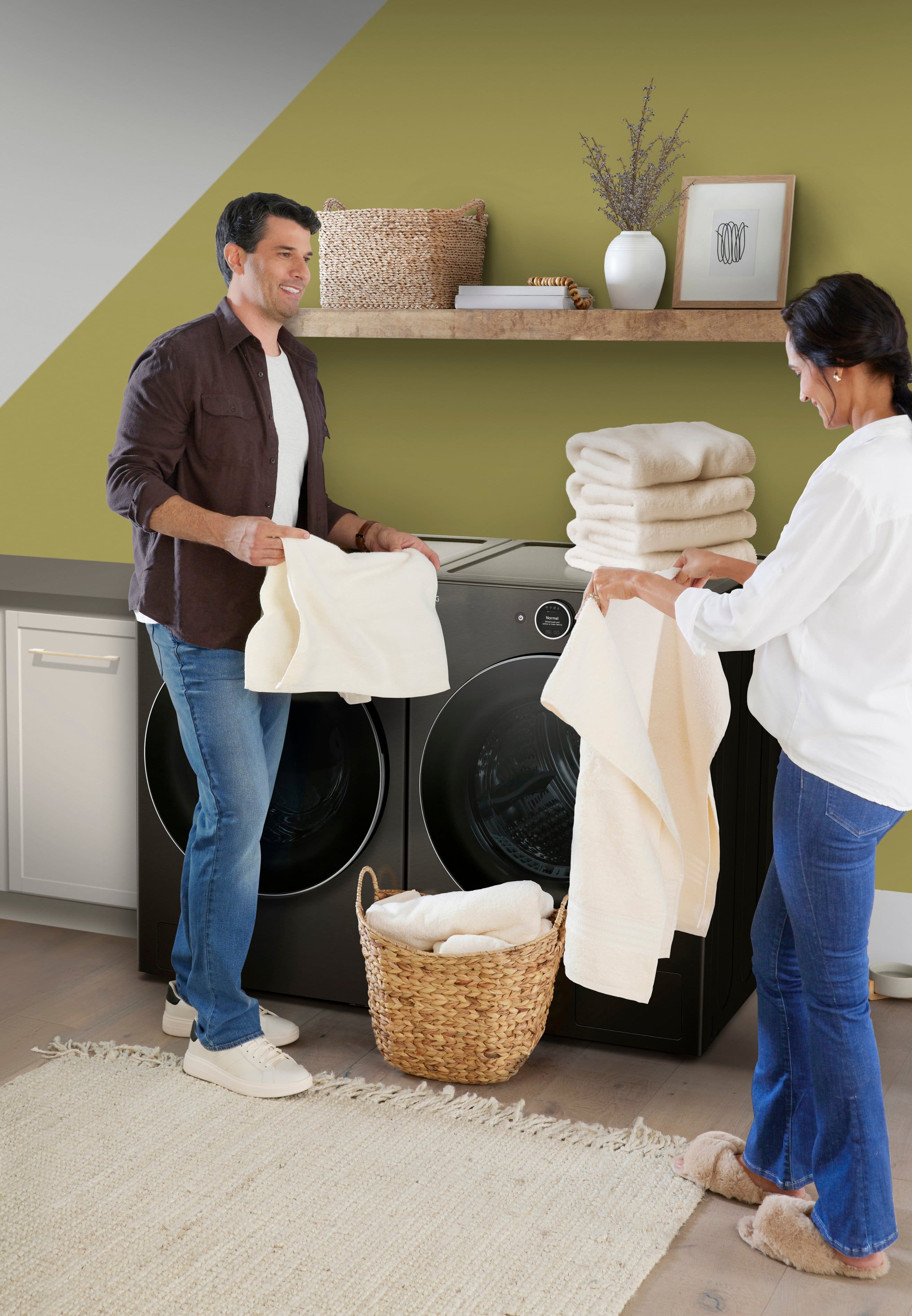 Alt View 37. LG - 5.0 Cu. Ft. High-Efficiency Stackable Smart Front Load Washer with Steam and TurboWash 360 - Black Steel.