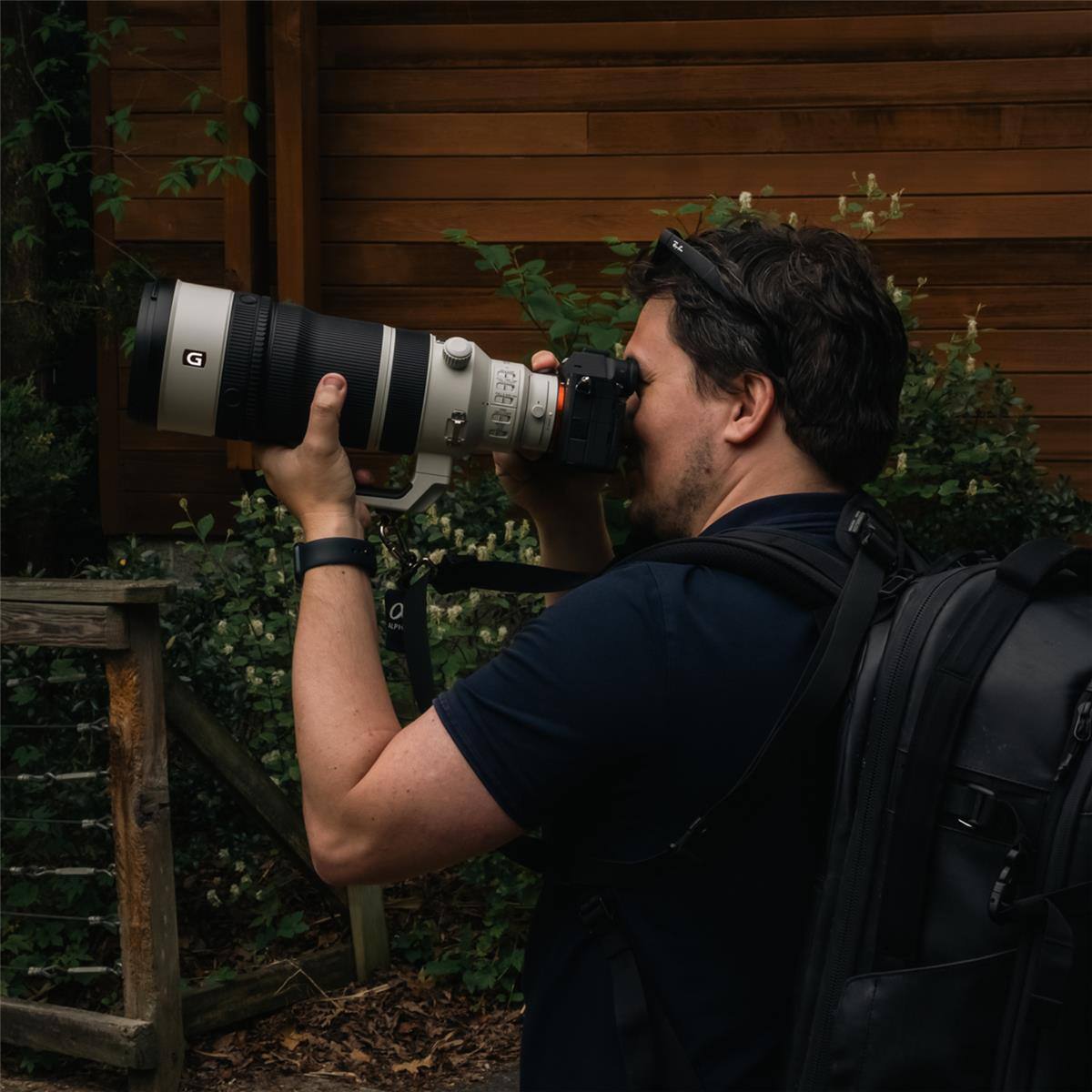 Alt View 2. Sony - Sony Alpha a7R VI Mirrorless Camera with FE 100-400mm f/4.5 GM OSS Lens.