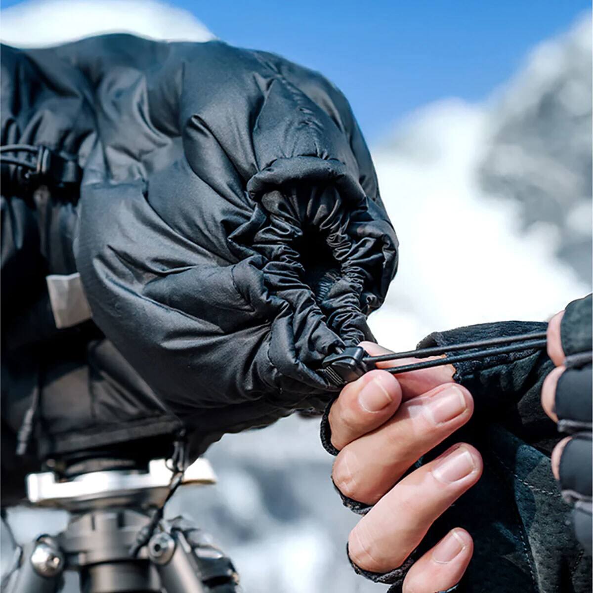 Alt View 6. PGYTECH - PGYTECH Camera Cold-Proof Warm Cover - Standard.
