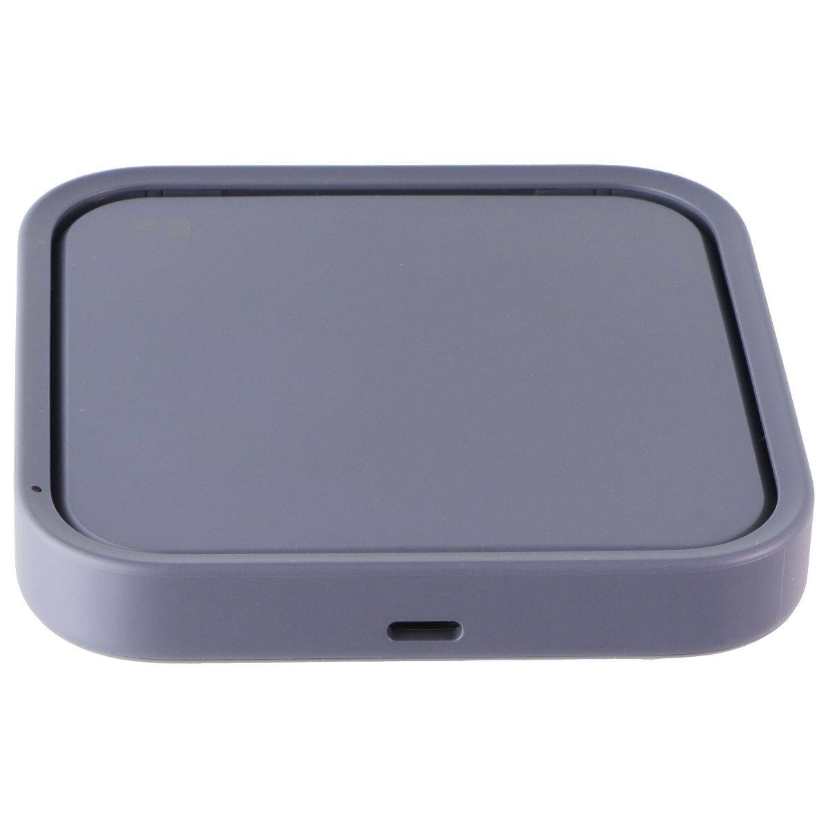 Angle. Samsung - Super Fast 15W Wireless Charger with 1m USB-C Cable - Gray.