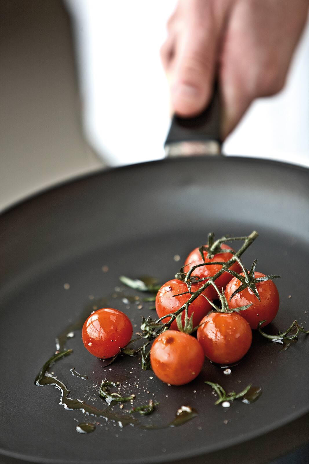 Alt View 1. Scanpan - Classic 10-1/4 Inch Nonstick Fry Pan - Black.