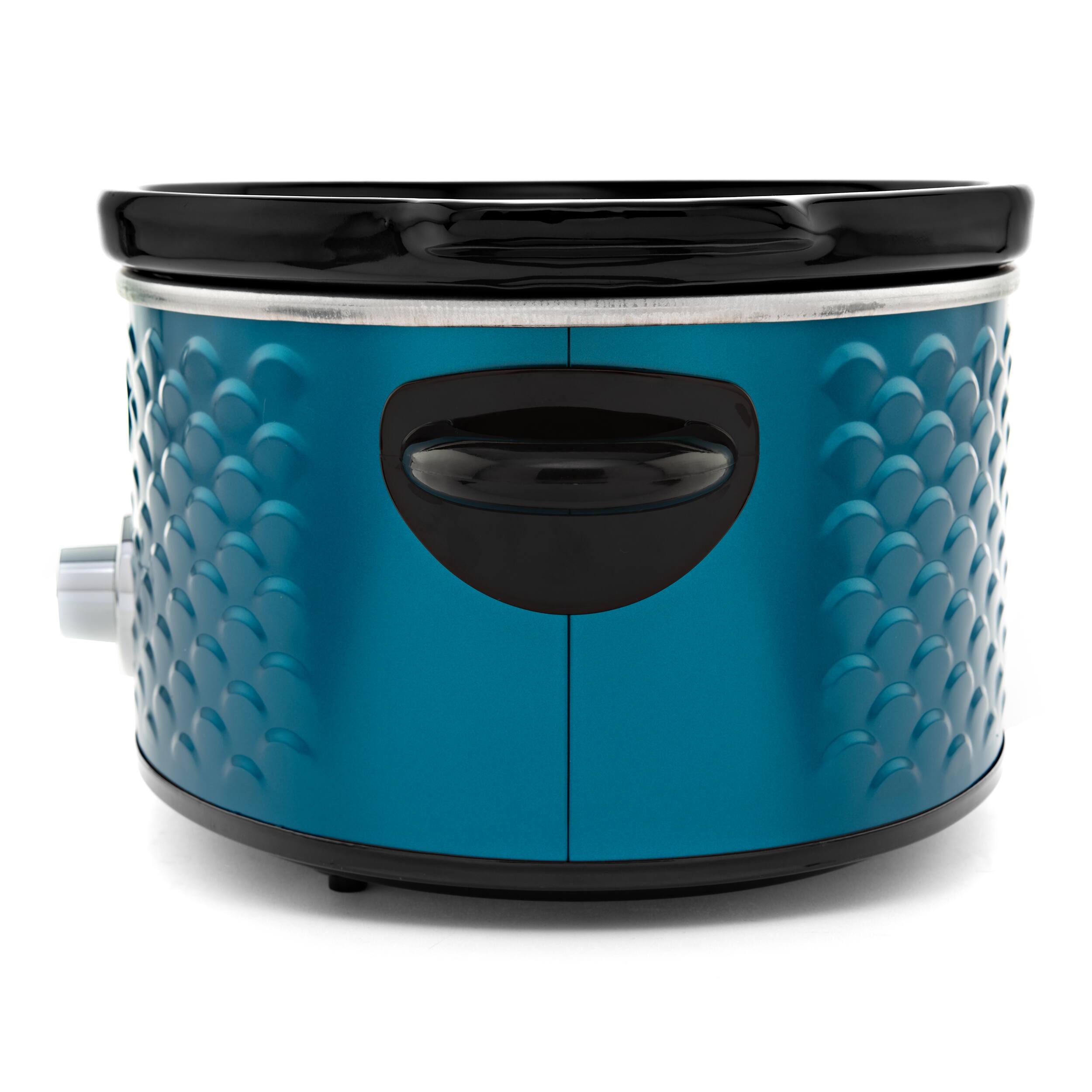 Alt View 7. Brentwood - Brentwood Scallop Pattern 4.5 Quart Slow Cooker in Blue - Blue.