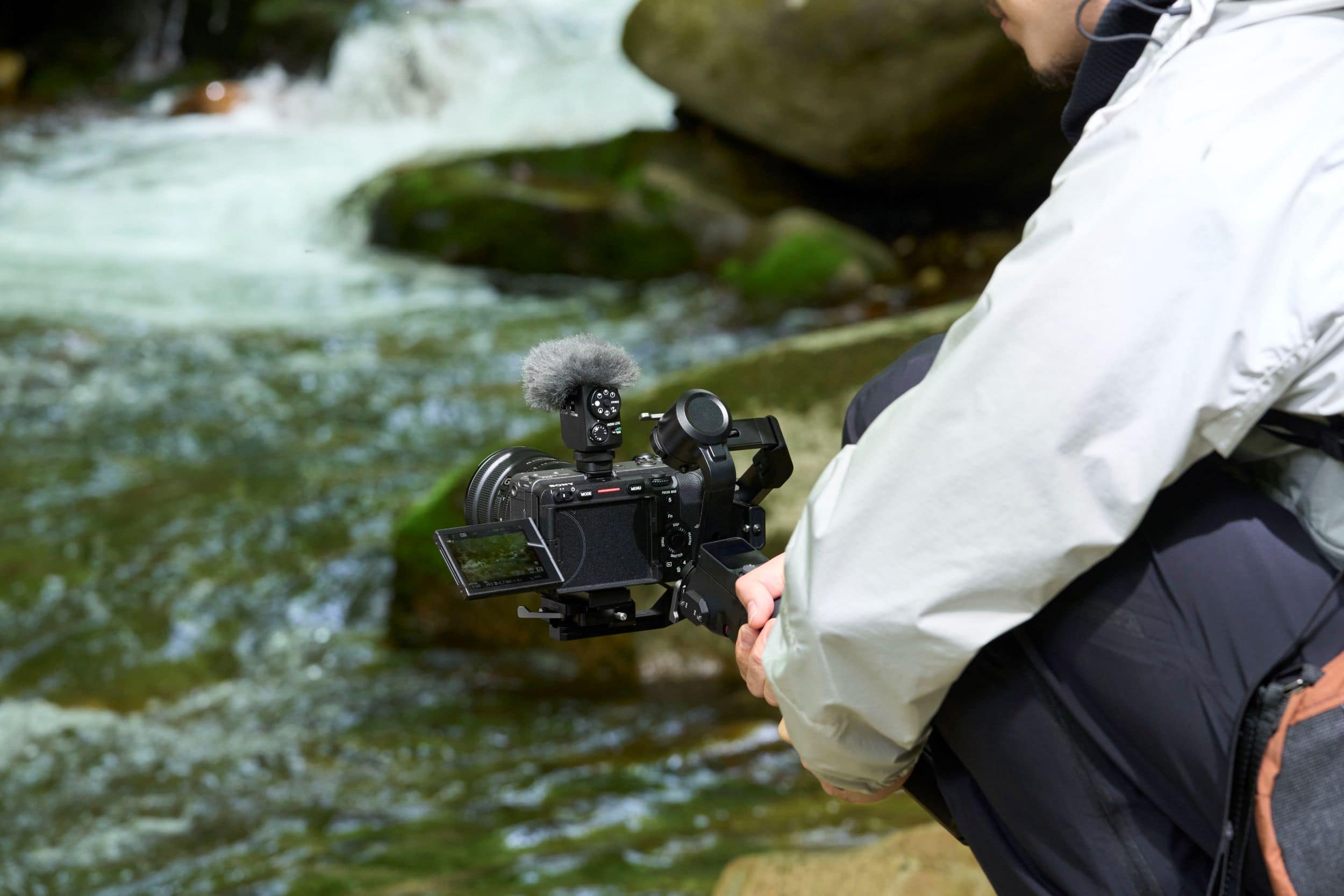 Alt View 5. Sony - ECMM1 Multi-directional Shotgun Microphone - Black.