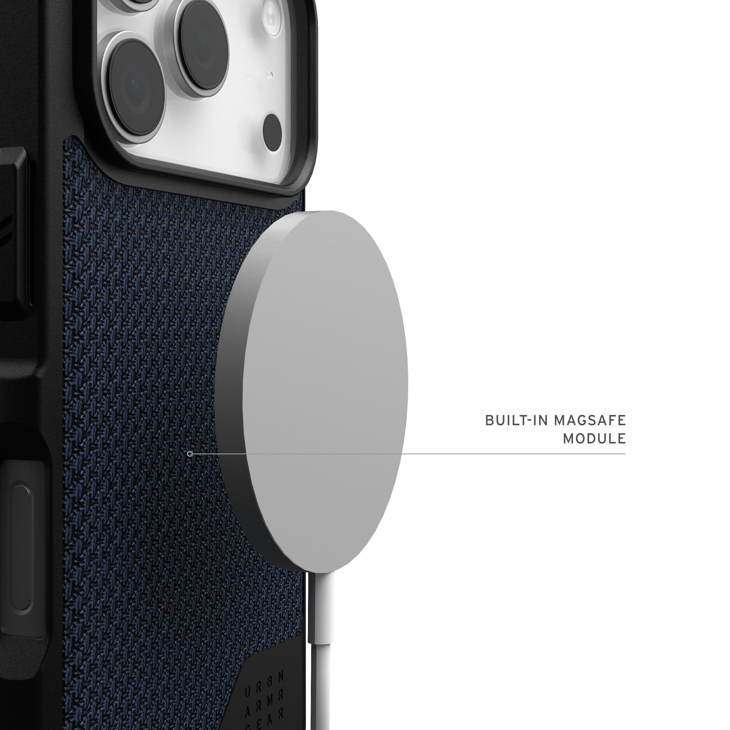 BUILT-IN MAGSAFE MODULE  
URBN ARMR CASE