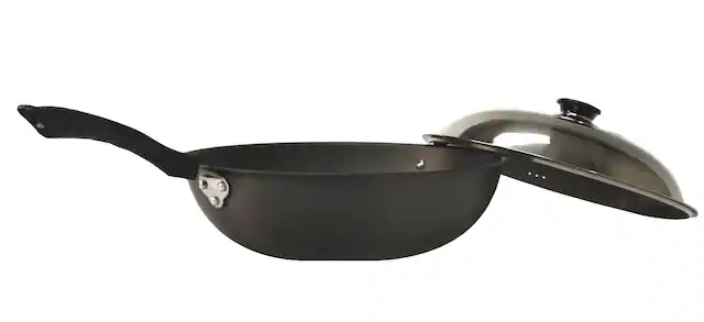 Front. SPT - 13.4″ Hard-Anodized Wok - Black.