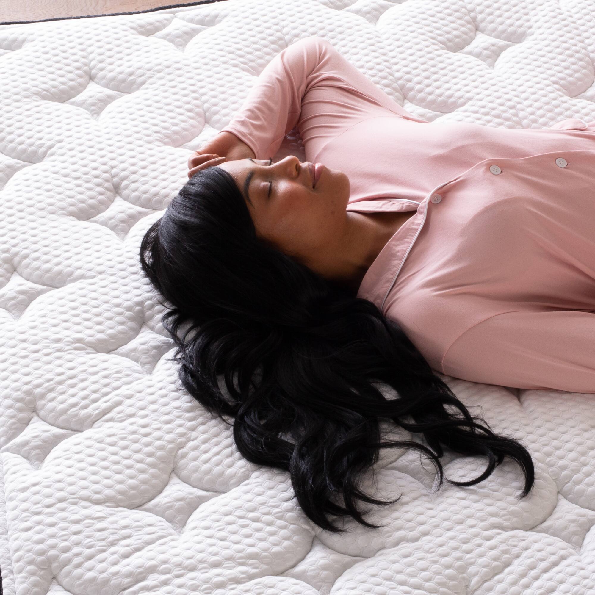 Alt View 12. Ghostbed - Flex 13" Profile Mattress-Queen - White.