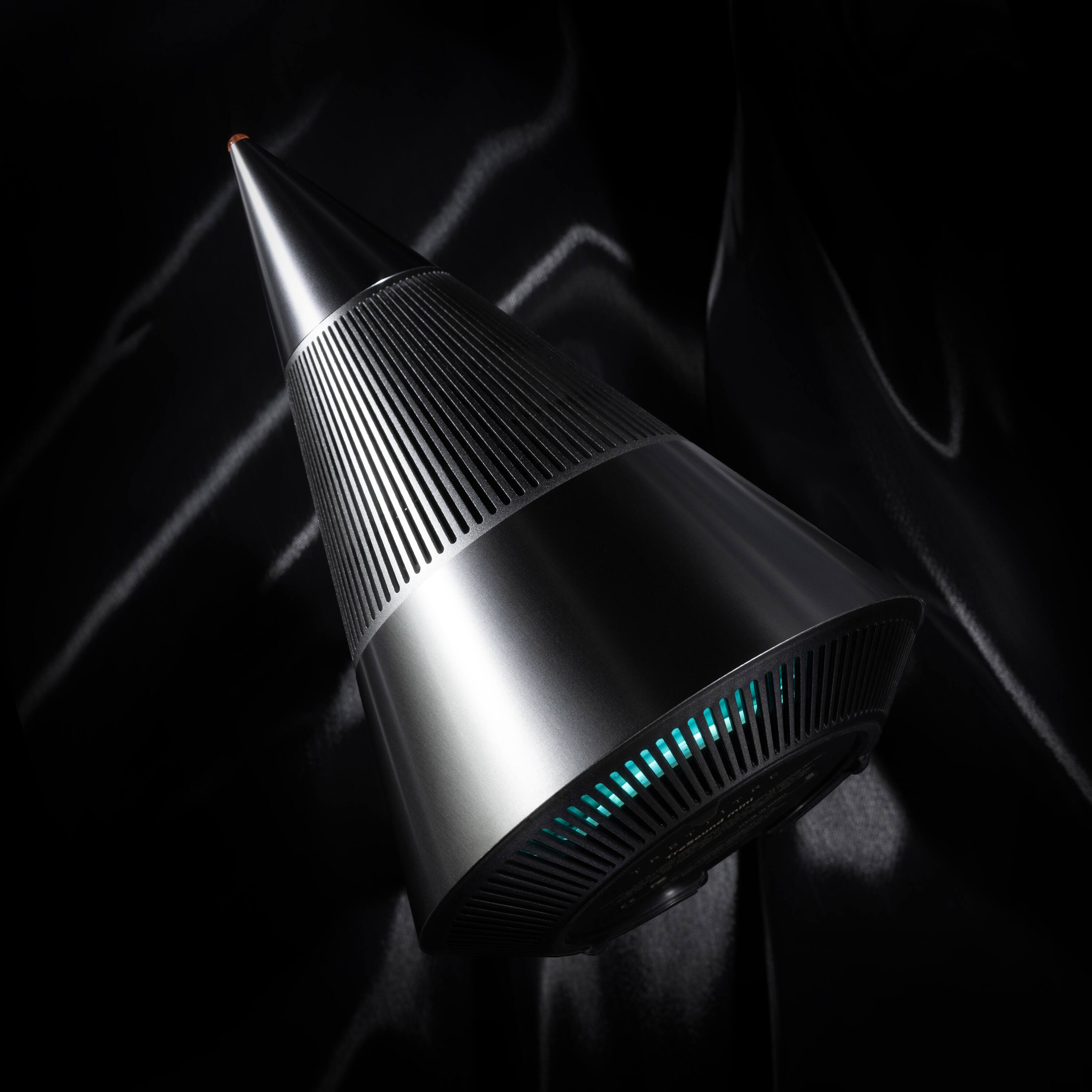 Angle. Anysun - Premium Metal 360° Surround Sound Portable Bluetooth Speaker - TWS Stereo Pairing, aptX HD.