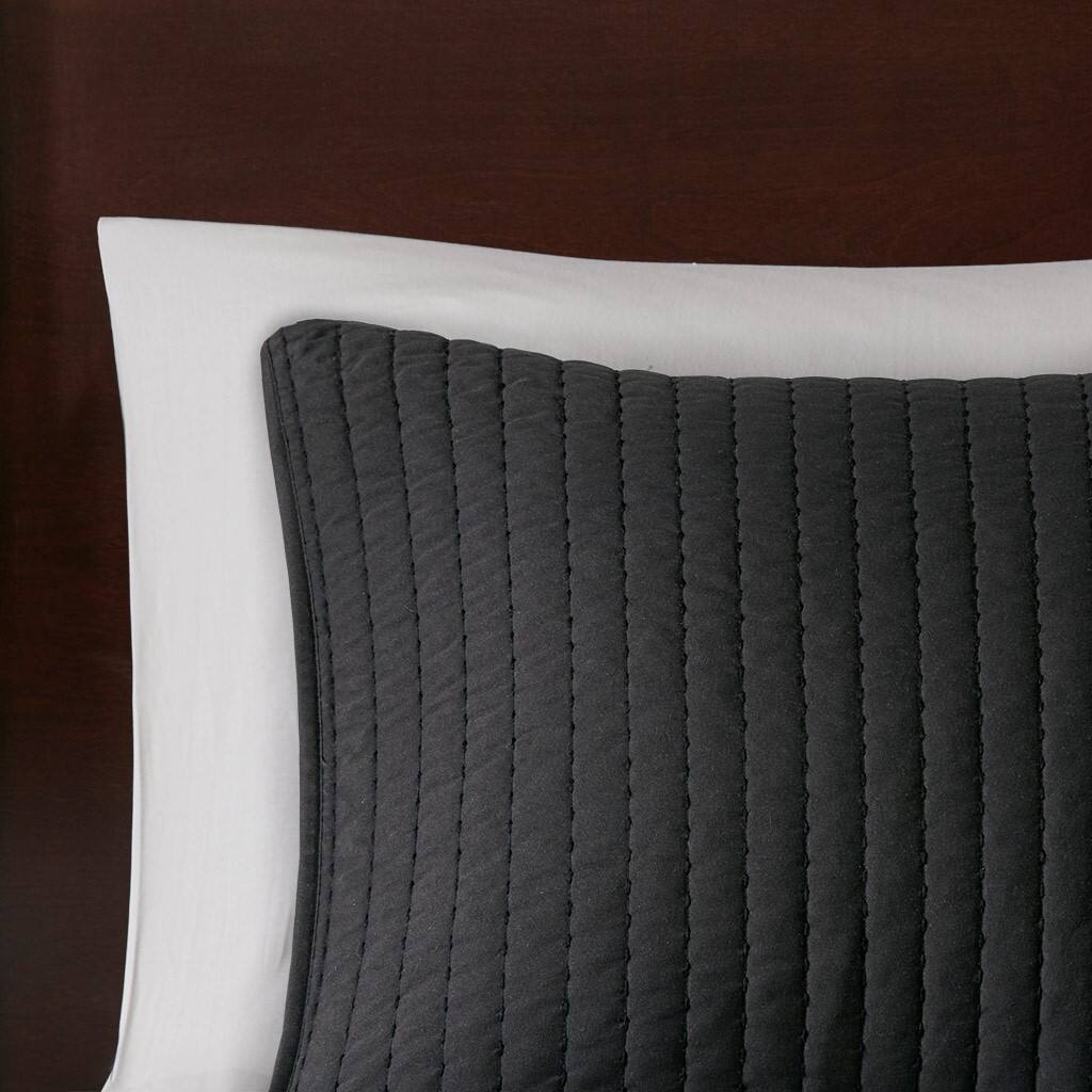 Alt View 3. Gracie Mills - Gracie Mills Becker Cozy Reversible Pick Stitch Quilt Set with Matching Shams - Black.