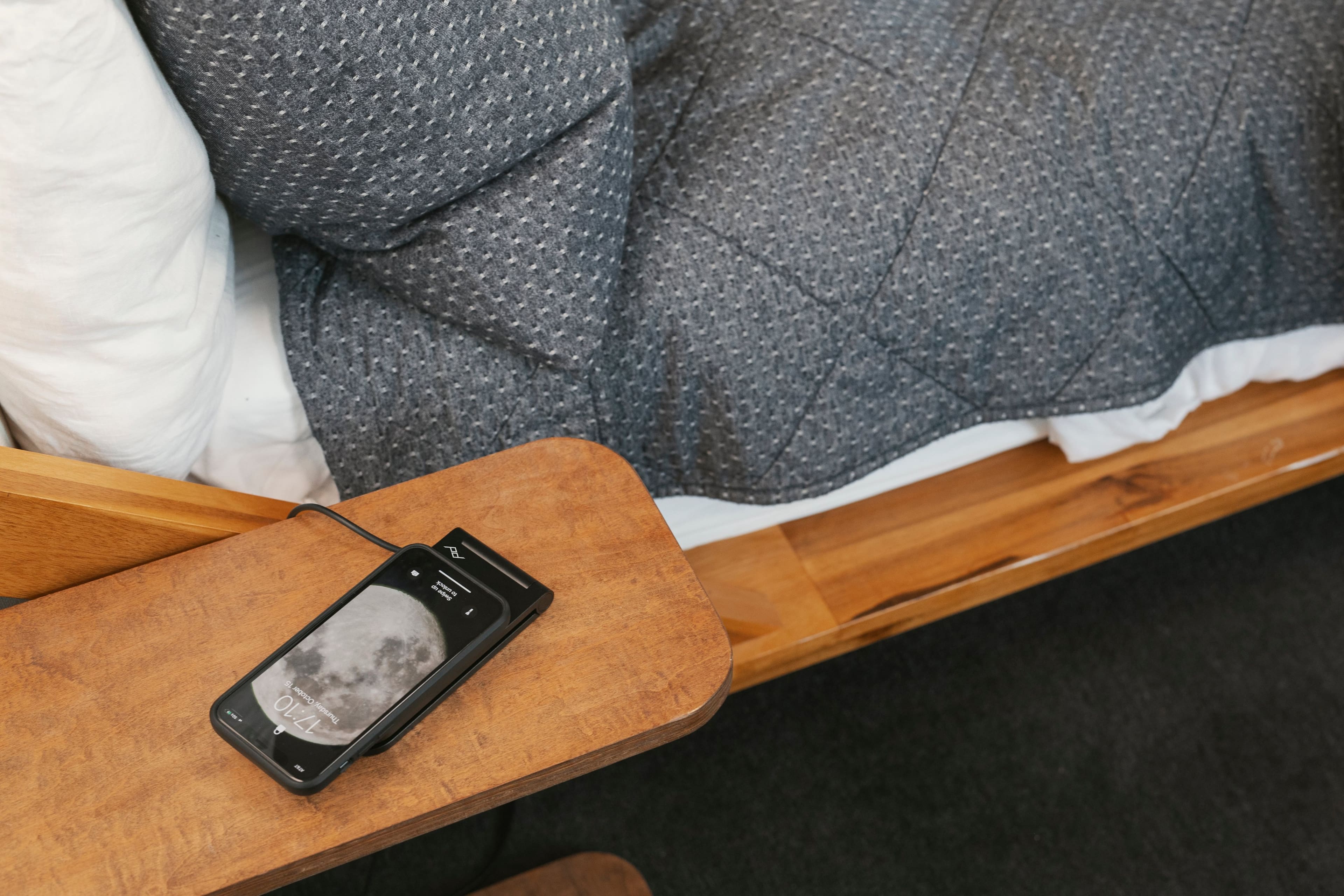 The text on the image is not coherent and does not provide any context for grouping or correction.