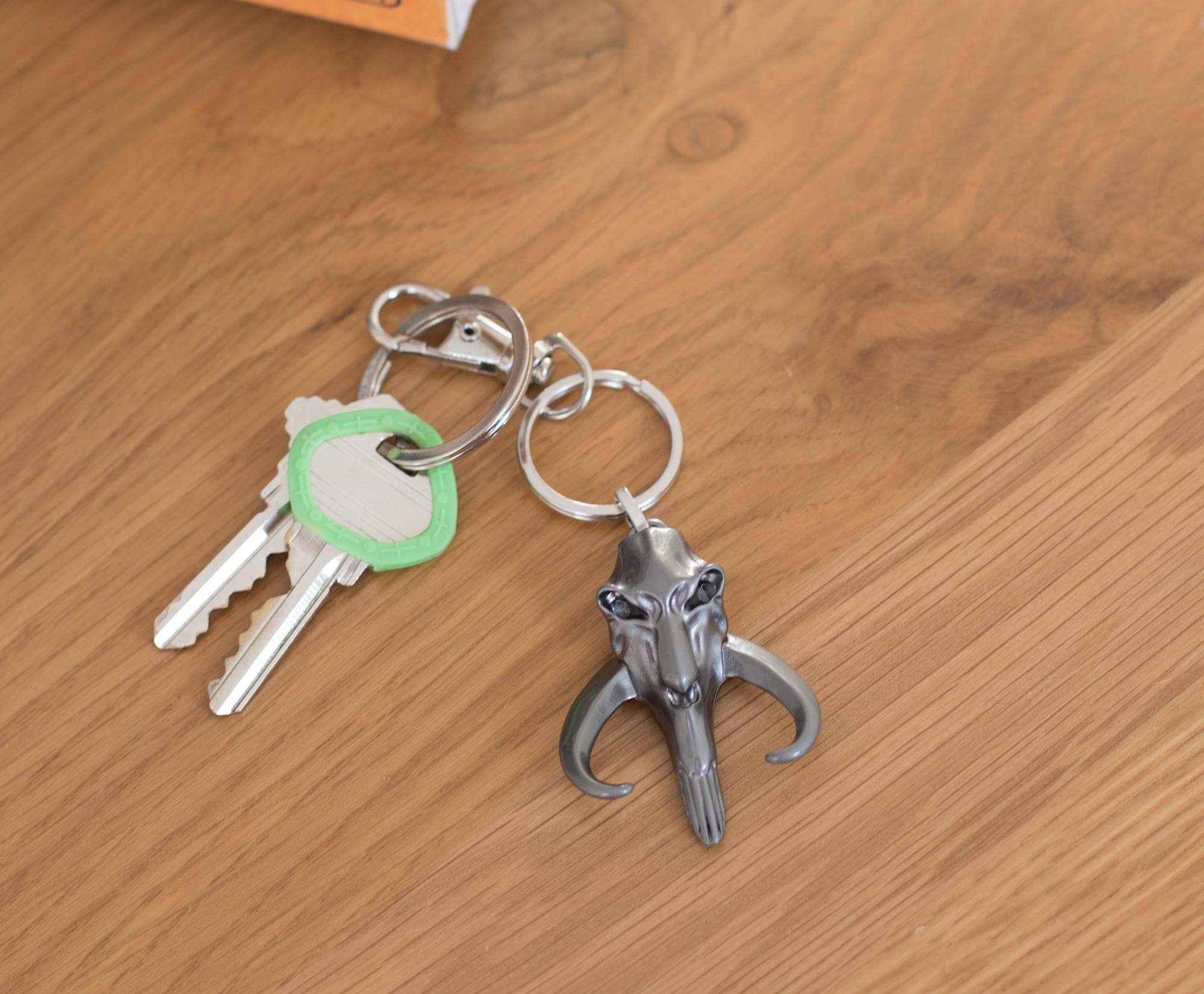 Alt View 2. SalesOne LLC - Star Wars Mandalorian Mythosaur Logo 3D Flat Back Heavy Duty Metal Car Keychain - Silver.