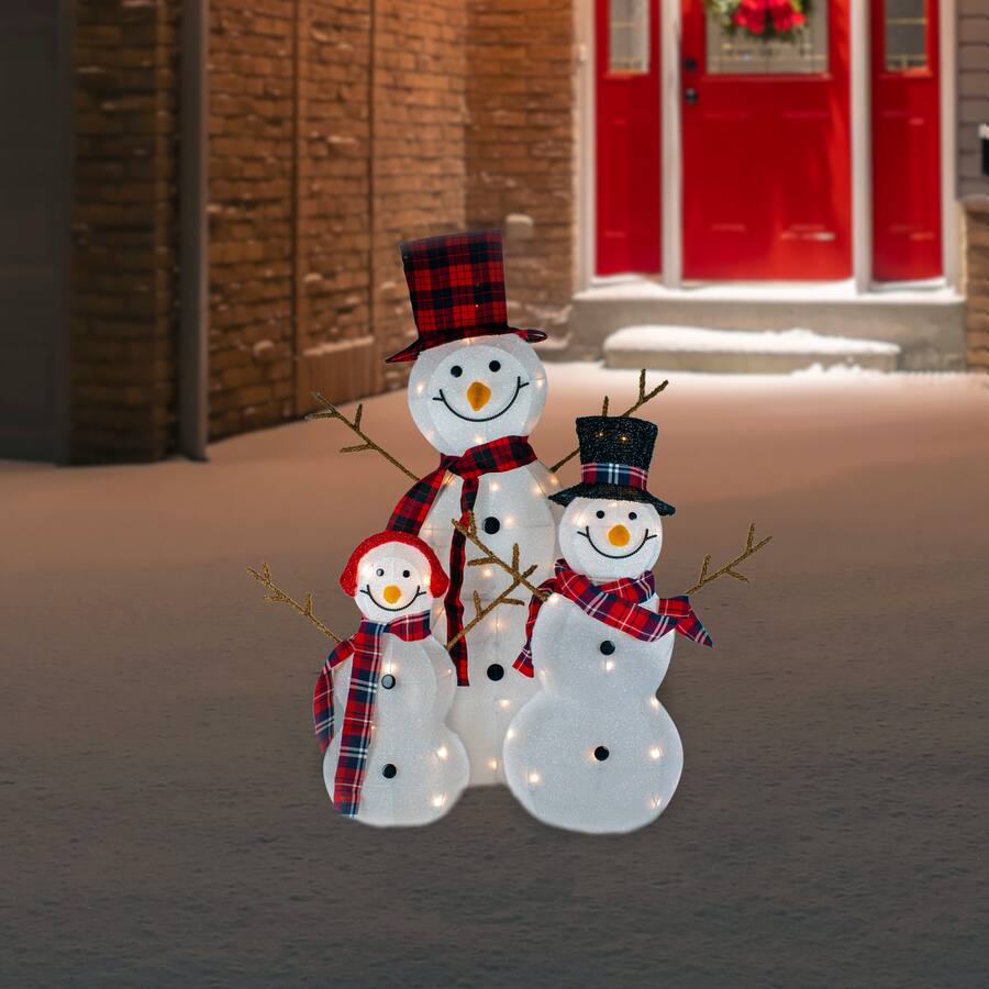 Christmas Village Houses Toyland® Mini Christmas Village & Shop Scene Set With LED Lights - Christmas Decorations (25 Piece Village) - Christmas Shop Christmas Town Christmas Village Houses Toyland® Mini Christmas Village & Shop Scene Set With LED Lights - Christmas Decorations (25 Piece Village) - Christmas Shop Christmas Town