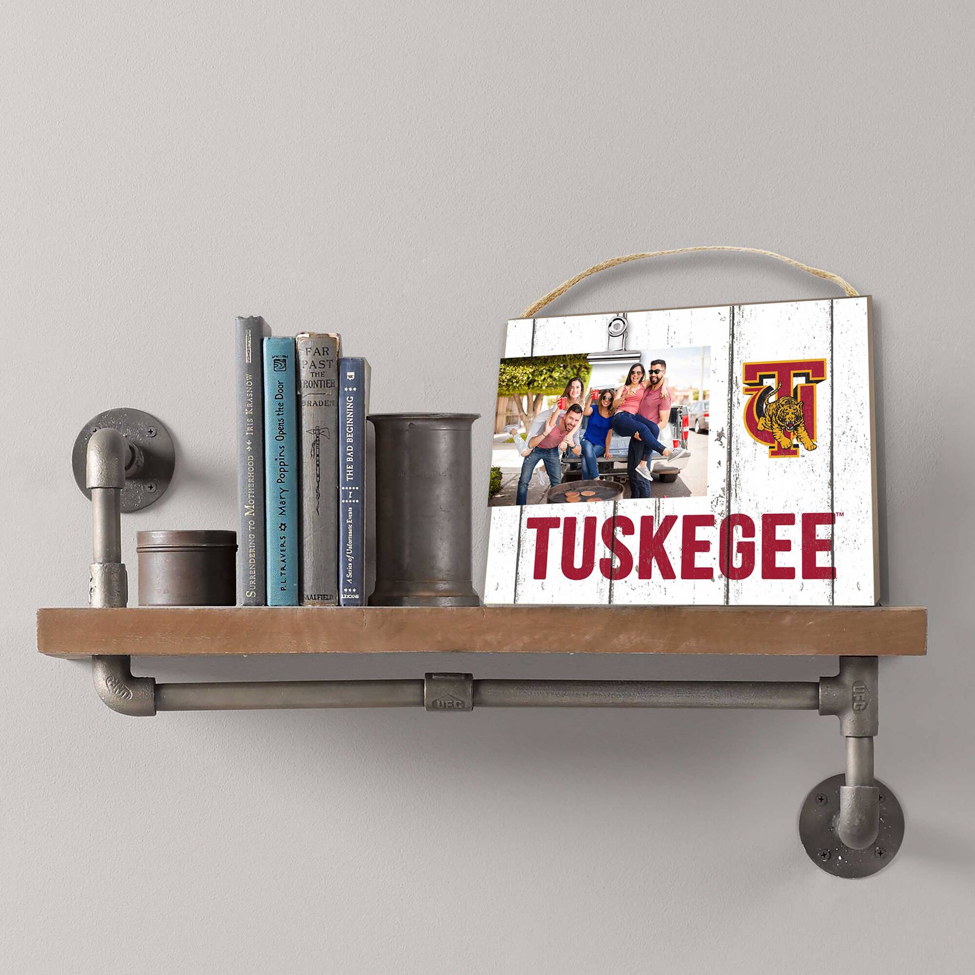 I HOPE: HEED PENDERGAST THE UNTIER Door ... XADNE the Opens ONINNIDN BAD Poppin THE Mary ... Evan I LTRATERS & ! - TUSKEGEE UED UFD