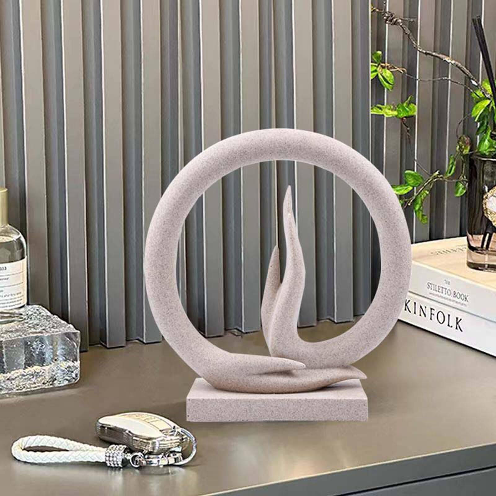 58 STILETTO BOOK KINFOLK