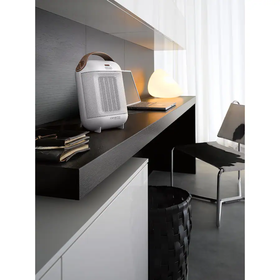 J. Max Capsule De'Longhi Capsule 1500W Compact Ceramic Heater White - Best Buy