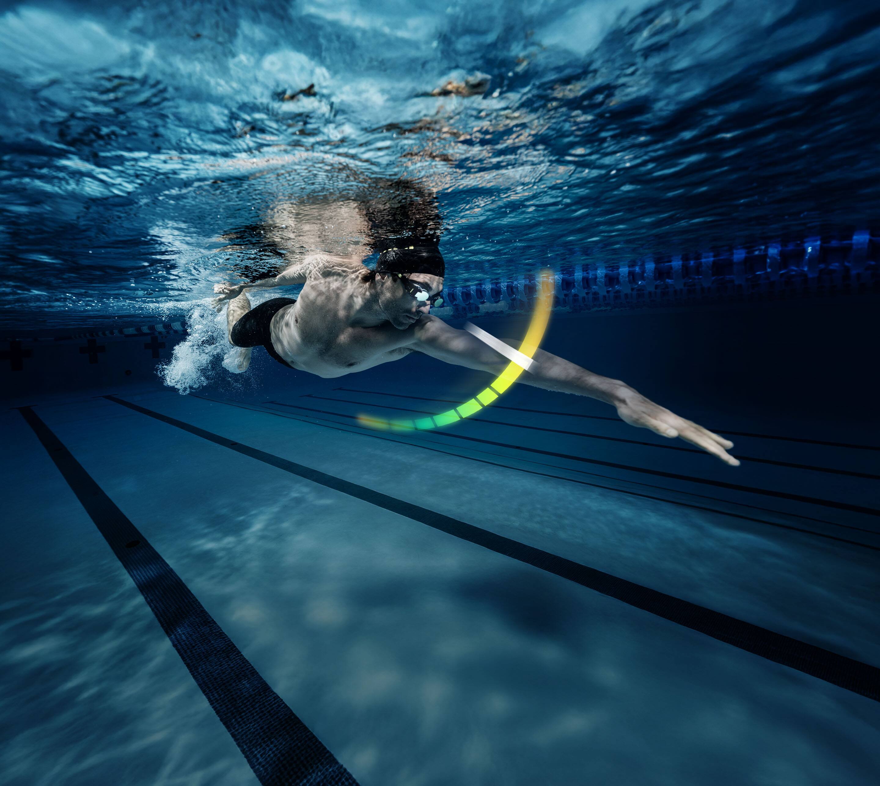 Alt View 4. FORM - Smart Swim 2 PRO Goggles with EVA Foam Protective Case - black.