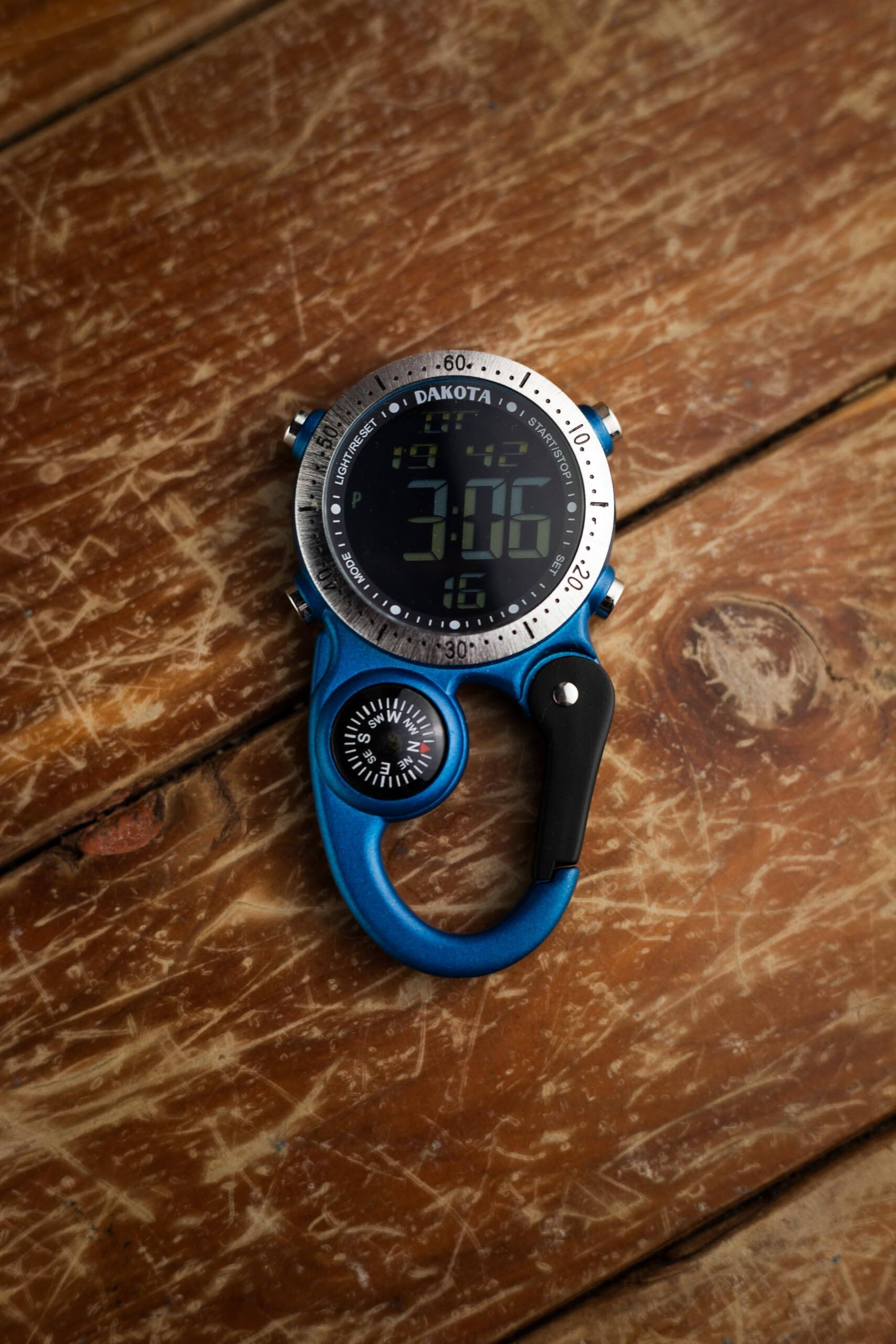 60 DAKOTA G:1 LIGHT/RESET START/STOP 10. 19 42 P I - 3:15 MODE SET 16 .20. 30 SW W NW S N SE NE 3