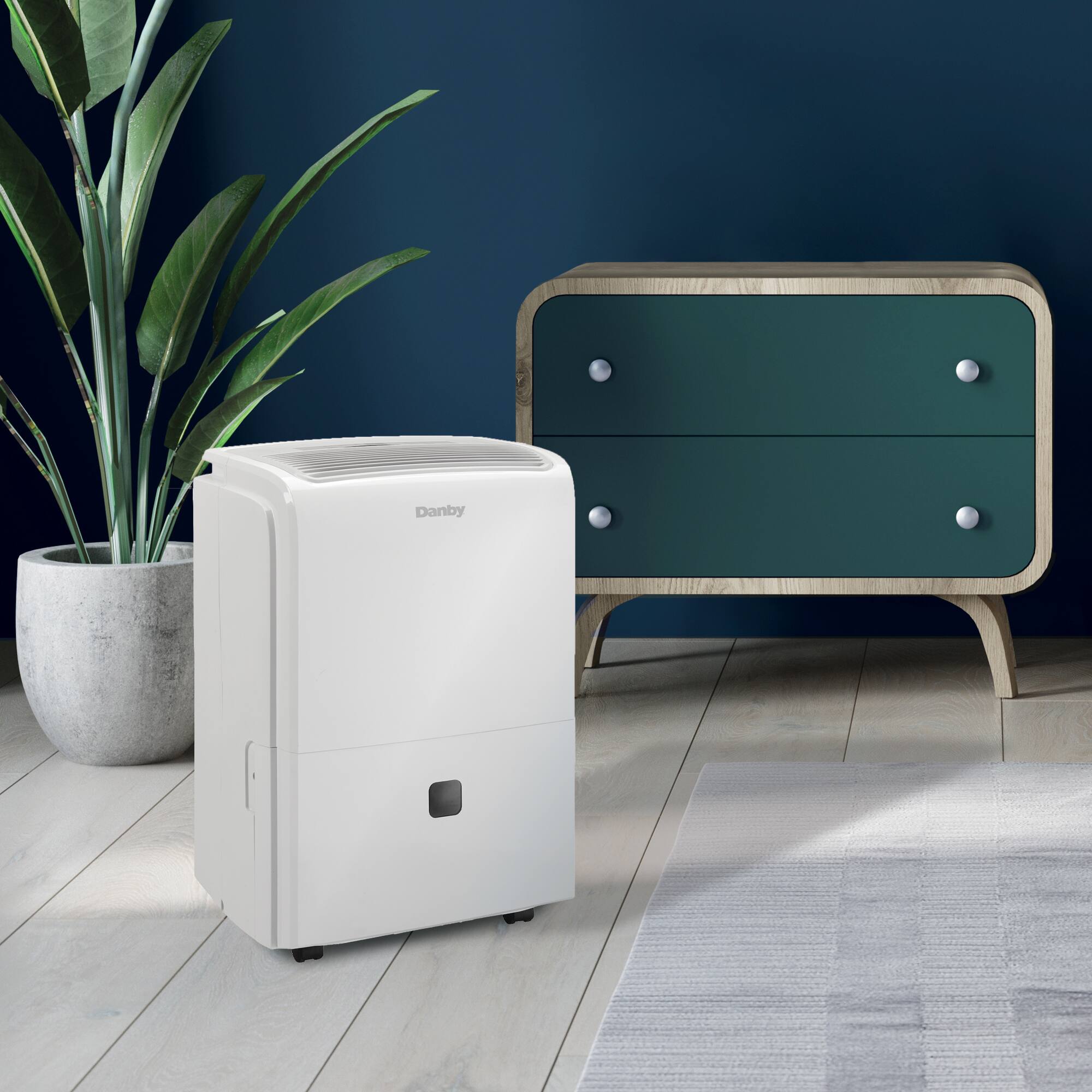 Alt View 3. Danby - 40-Pint Energy Star Dehumidifier - White.