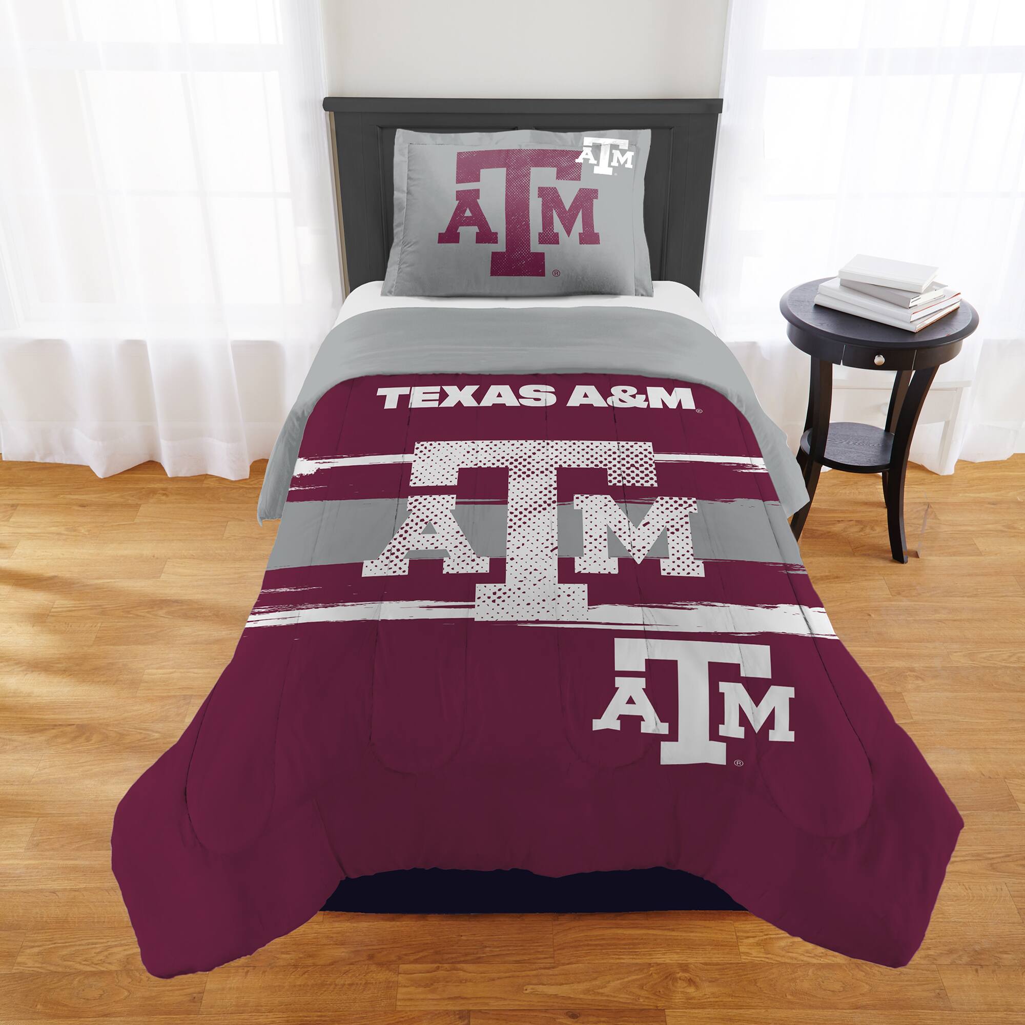TEXAS A&M  
A&M  
A&M  
A&M