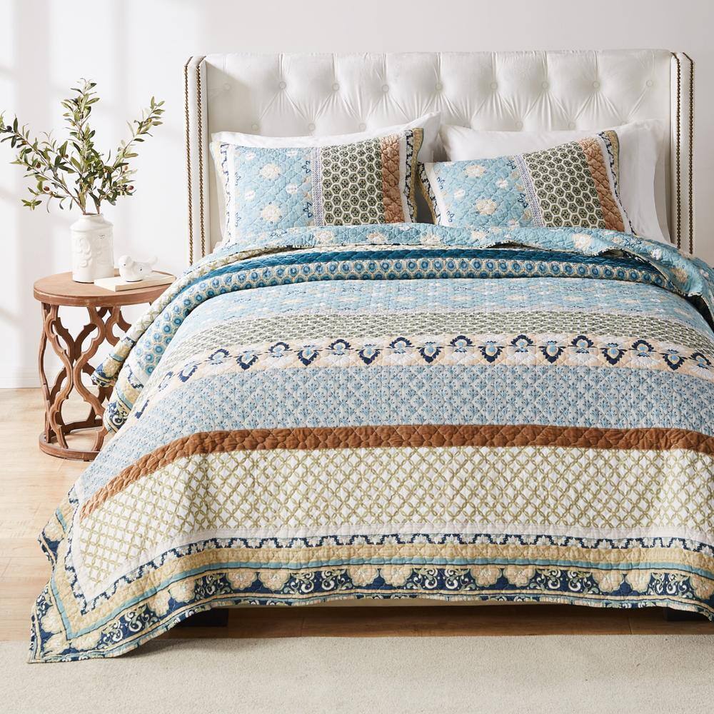 Alt View 1. Greenland Home Fashions - Greenland Home Fashions Thalia Stylized Florals and Geometric Prints Bohemian 3 Piece Quilt Set King/Cal King Blue - Blue.