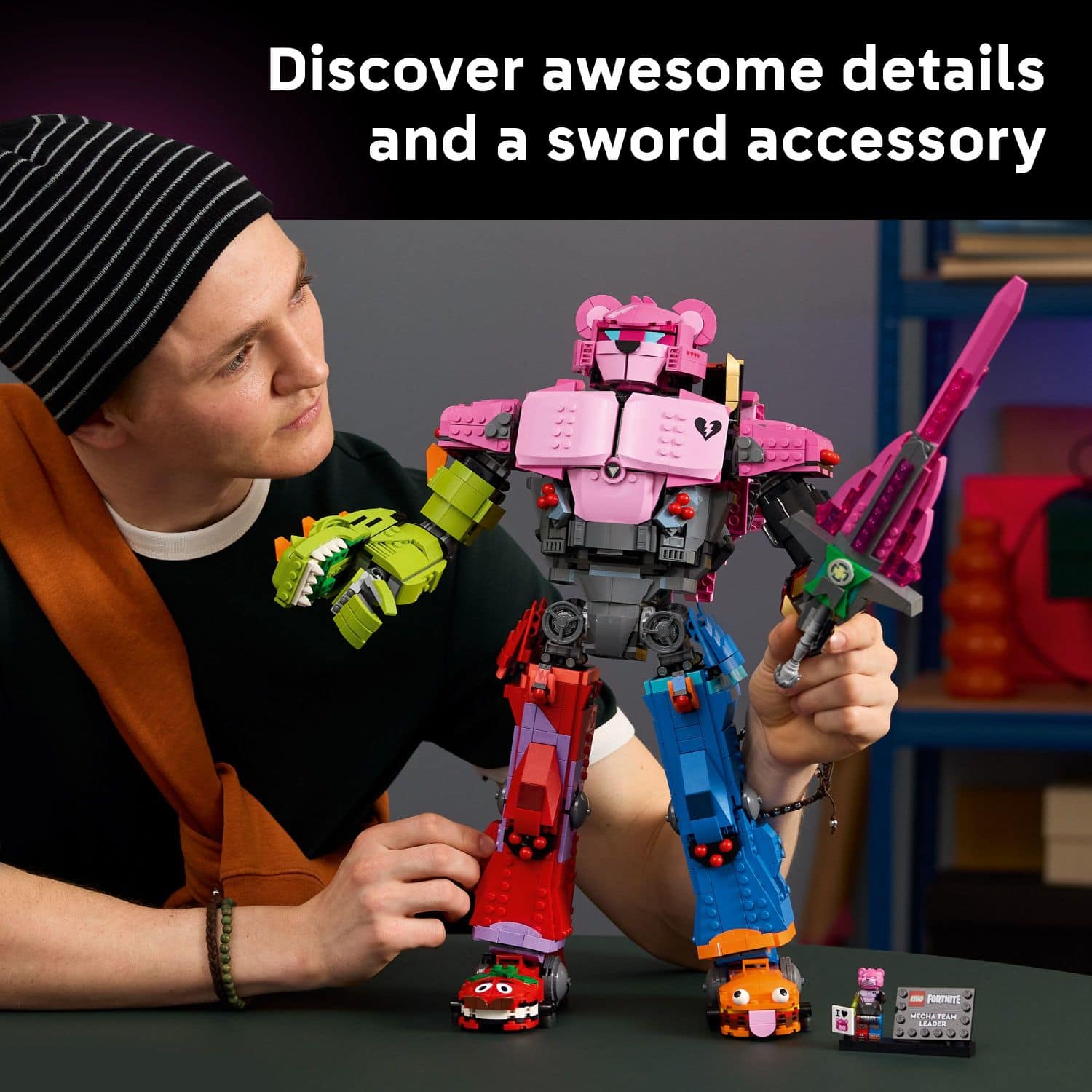 Discover awesome details and a sword accessory.