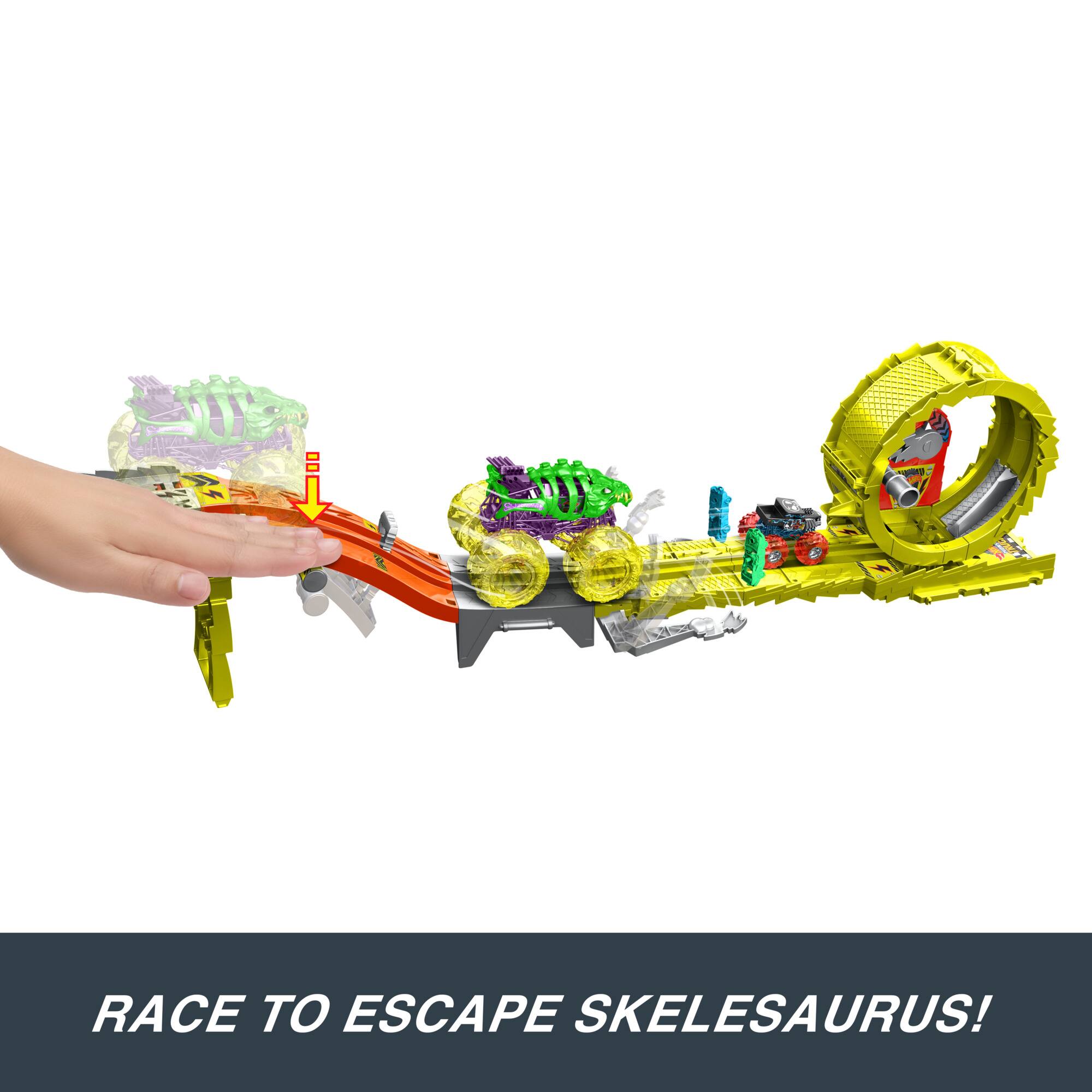 RACE TO ESCAPE SKELESAURUS!