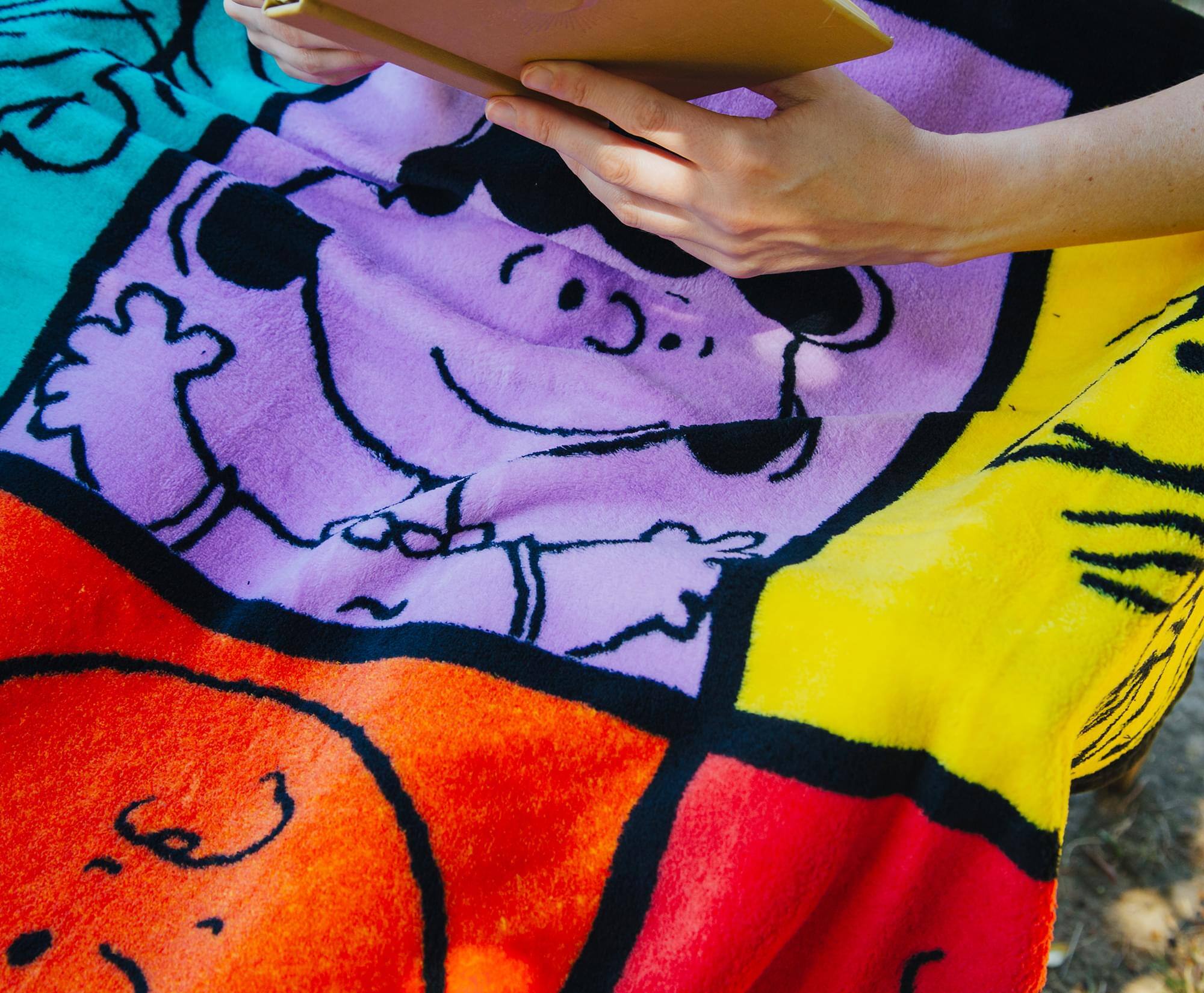 Alt View 5. Silver Buffalo - Peanuts Multicolor Character Grid Fleece Throw Blanket | 45 x 60 Inches - Red.