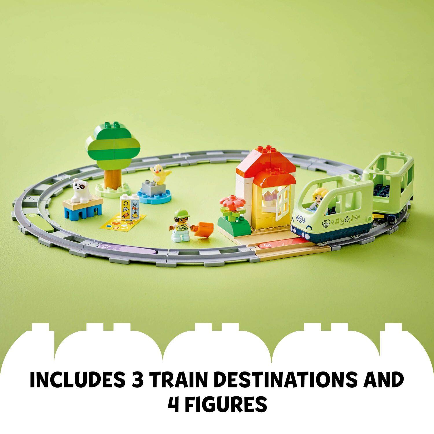 Includes 3 train destinations and 4 figures.