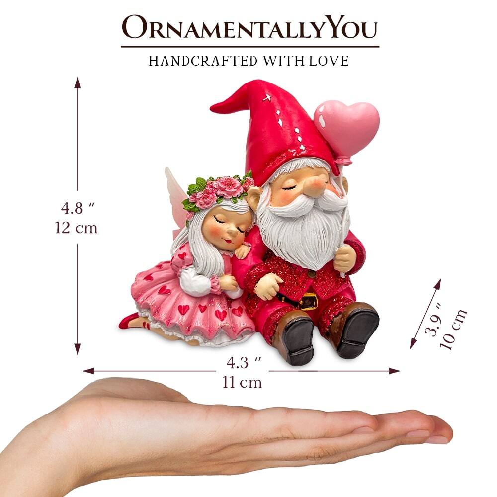 ORNAMENTALLY YOU  
HANDCRAFTED WITH LOVE  

4.8" 12 cm  
4.3" 11 cm  
3.9" 10 cm
