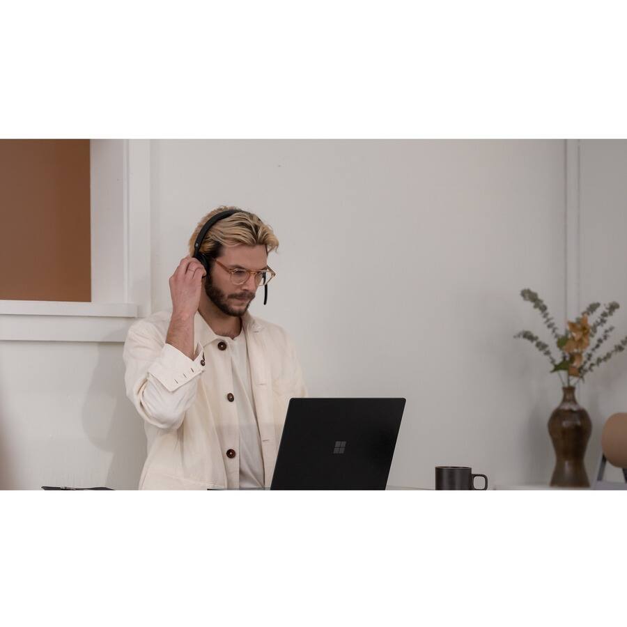 Alt View 5. Incase - Microsoft Modern USB Headset - Stereo - USB Type C - Wired - On-ear - Binaural - Ear-cup - Noise Reduction Microphone - Red.