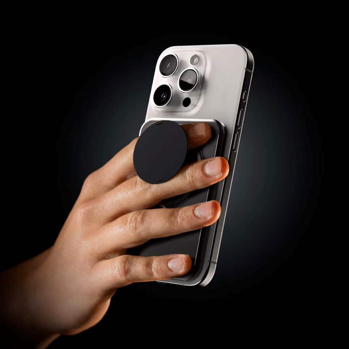 Alt View 4. OhSnap - Snap Grip MagSafe Wallet - Black.