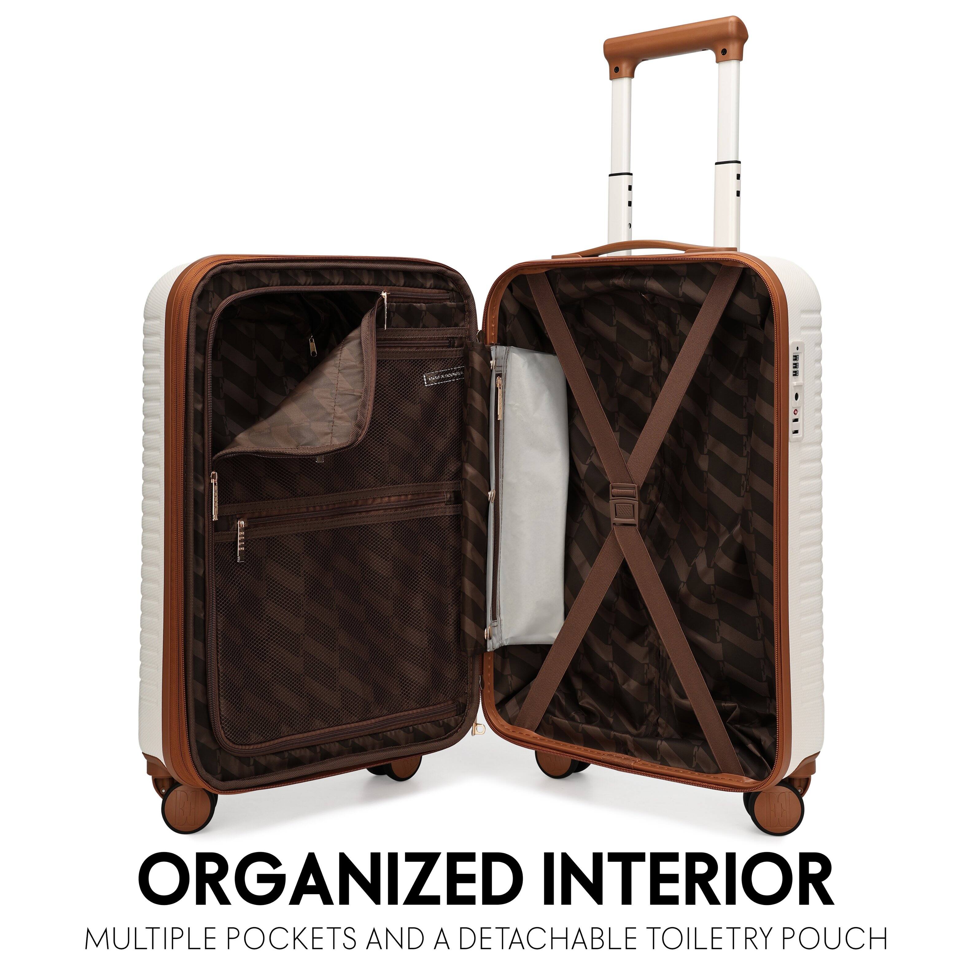 ORGANIZED INTERIOR  
MULTIPLE POCKETS AND A DETACHABLE TOILETRY POUCH