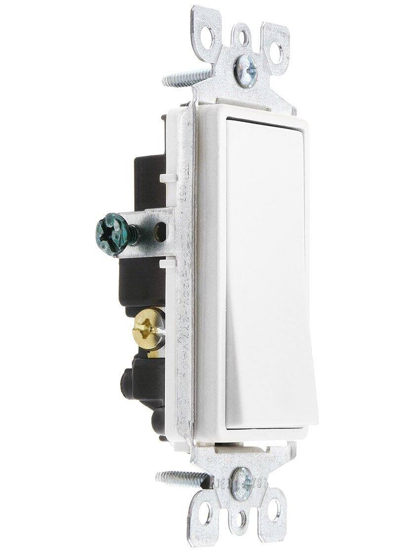 Angle. Leviton - 15 Amp 120/277V Decora Rocker 3-Way Quiet AC Residential Grade Grounding Switch (5603-2W) - White.