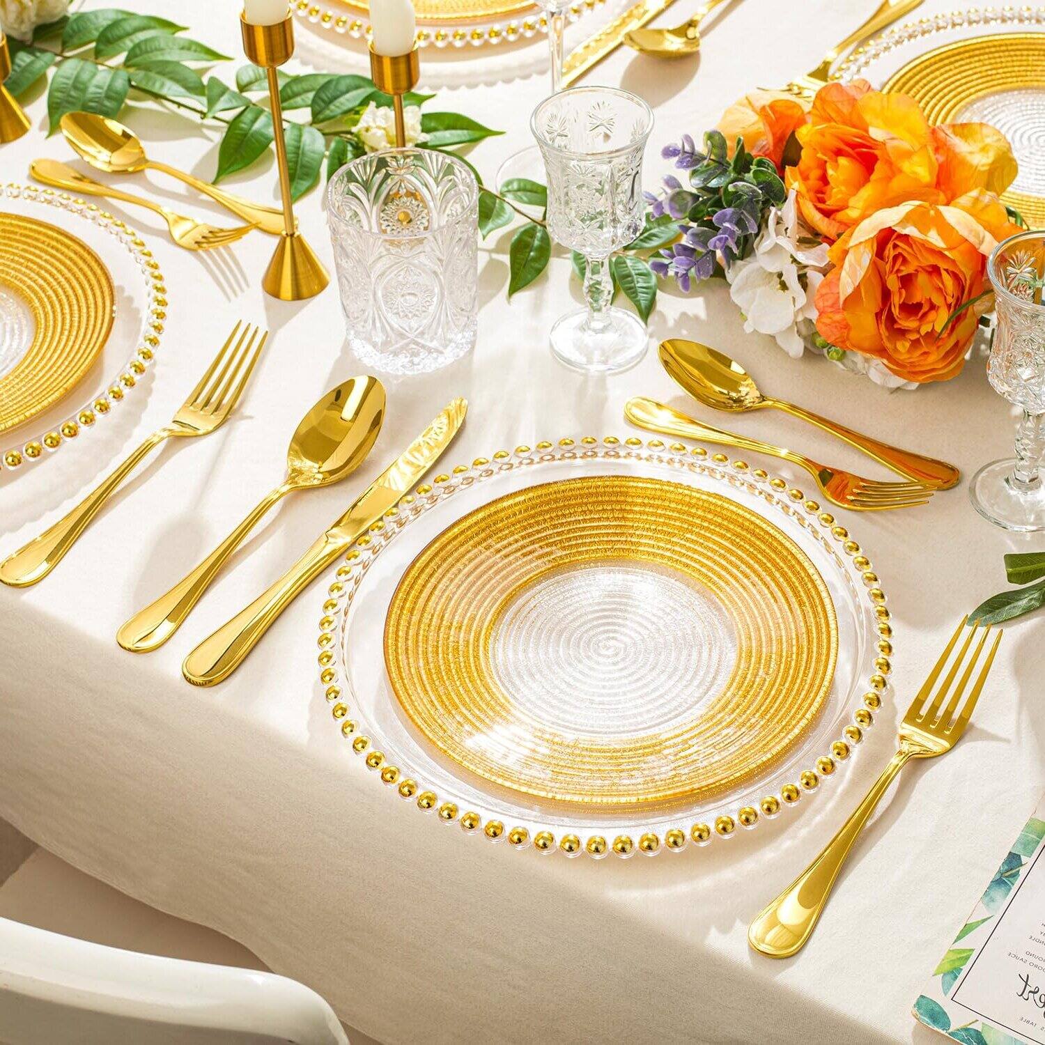 Left. Dazzed Corner - 40 Piece Silverware Set for 8, Stainless Steel Flatware Set - Gold.