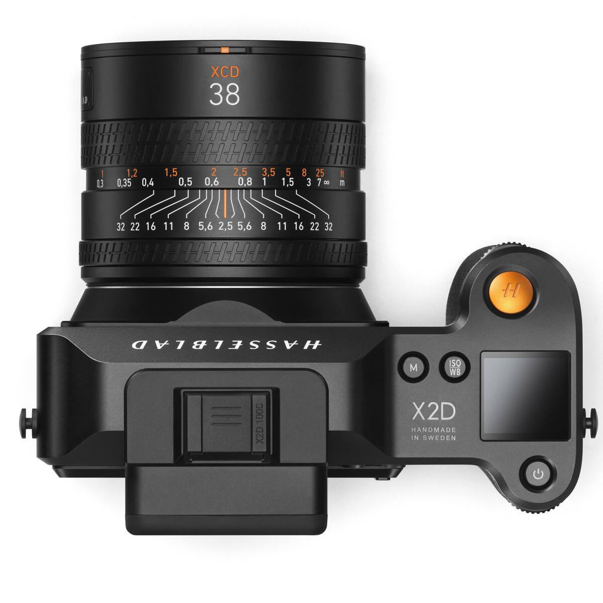 XCD 38 I EC 1,2 0,35 0,4 1,5 0,5 2 0,6 2,5 0,8 3,5 5 1 1,5 8 3 25 700 1 1 32 22 16 11 8 5,6 2,5 5,6 8 11 16 22 32 H HASSELBLAD 7 M s0 WB H 1000 X2D X2D HANDMADE IN SWEDEN